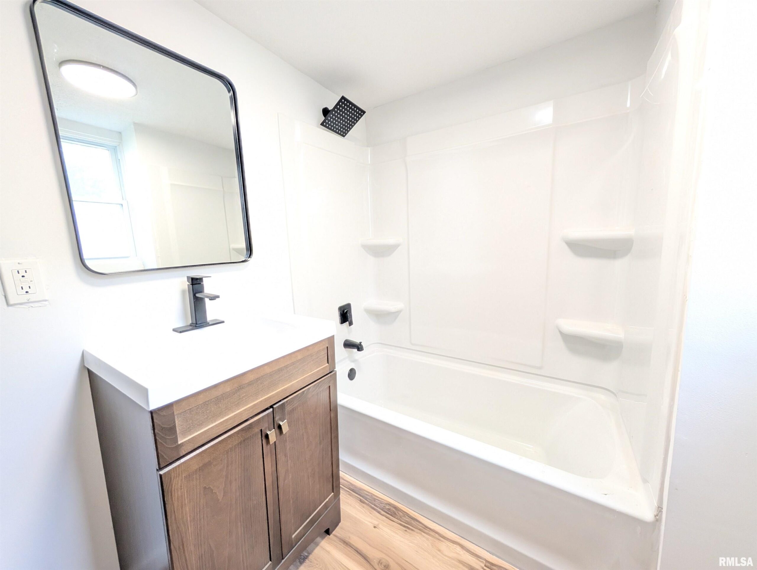 1407 MARTHA Street Pekin IL