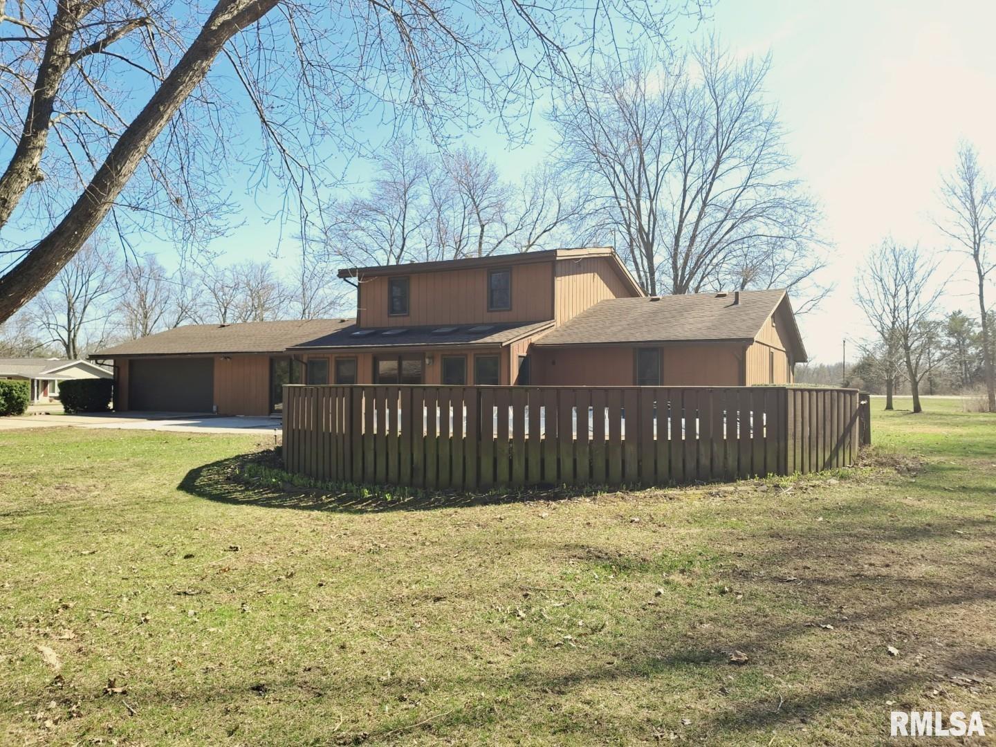 23074 N CHEROKEE Road Cuba IL