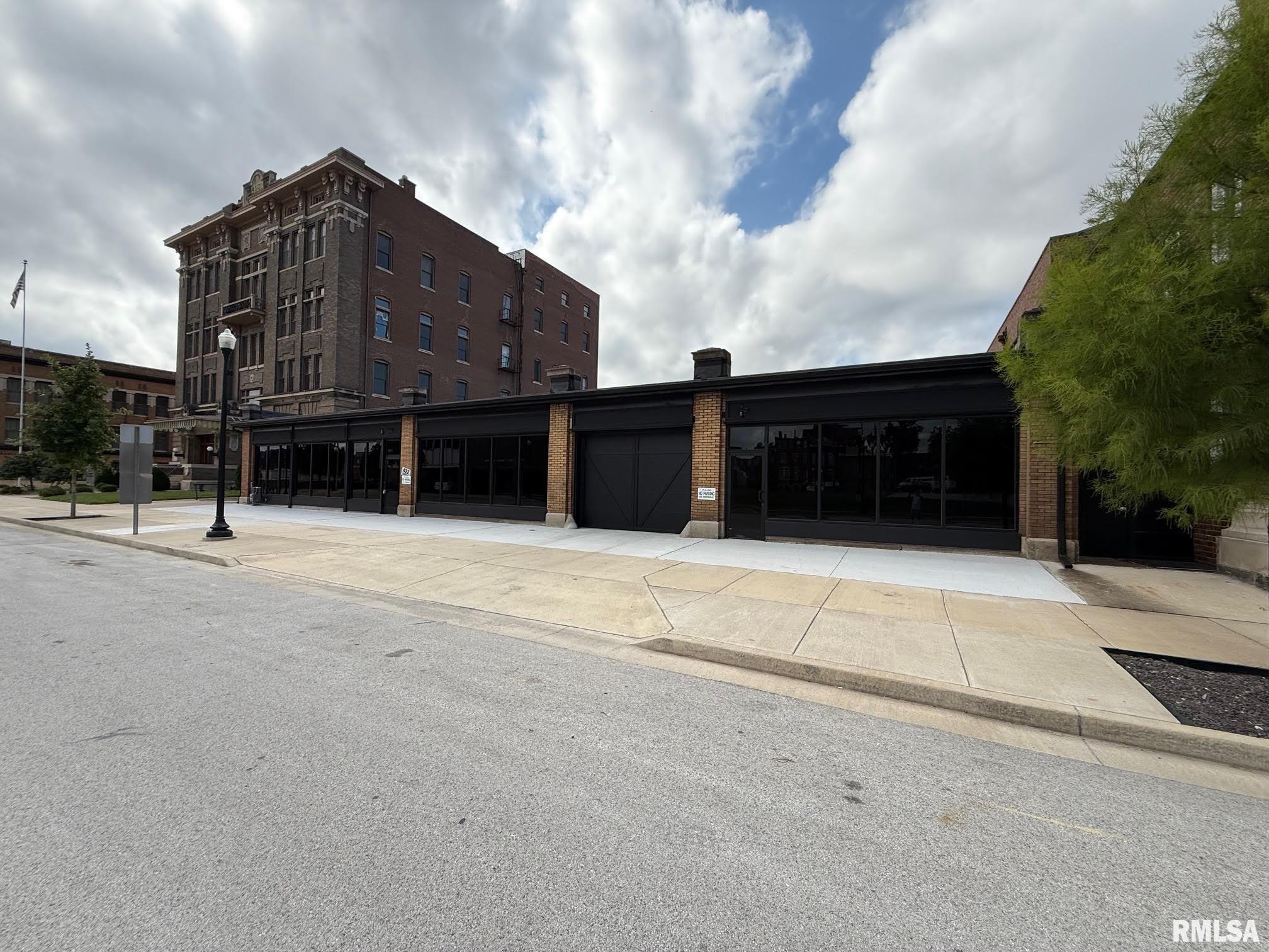 422 JERSEY Street Quincy IL