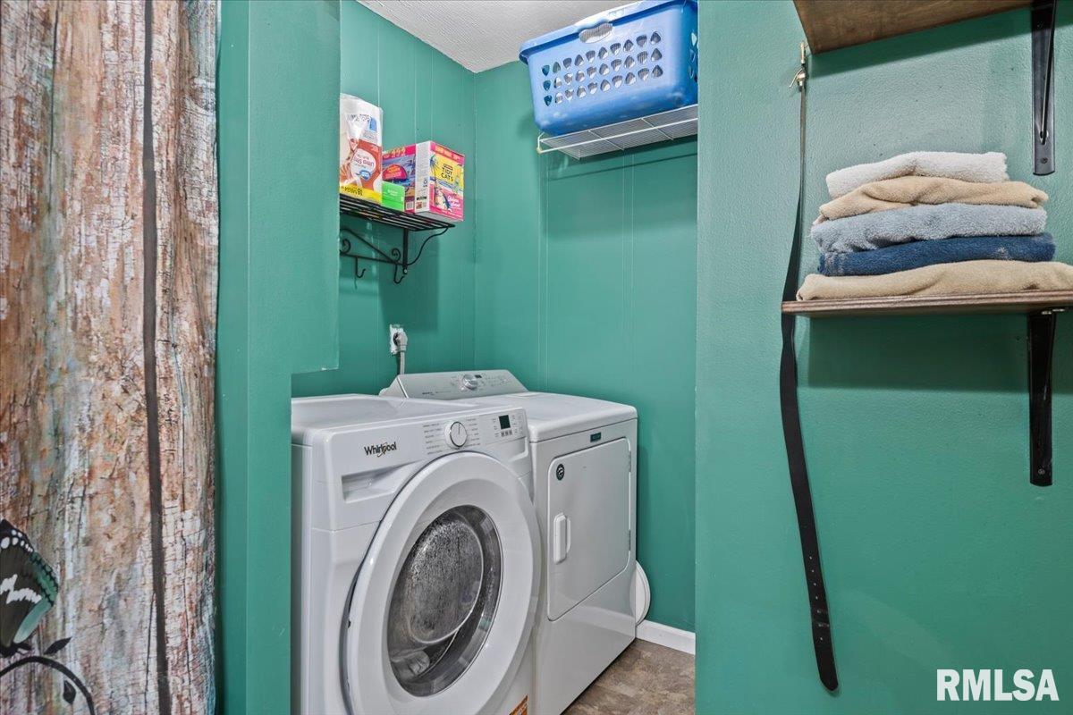 702 N Cheney Street Taylorville IL