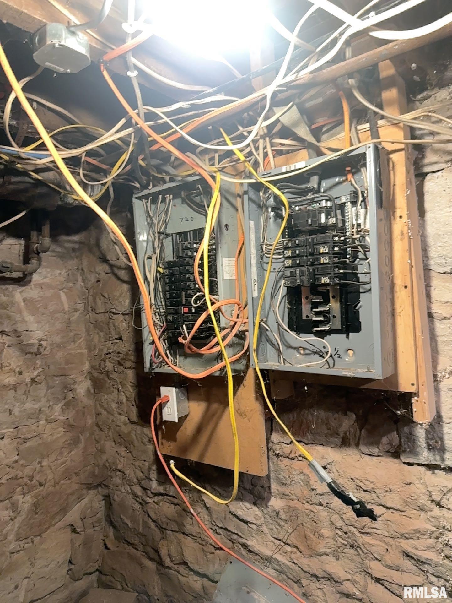 720 N 5TH Street Quincy IL