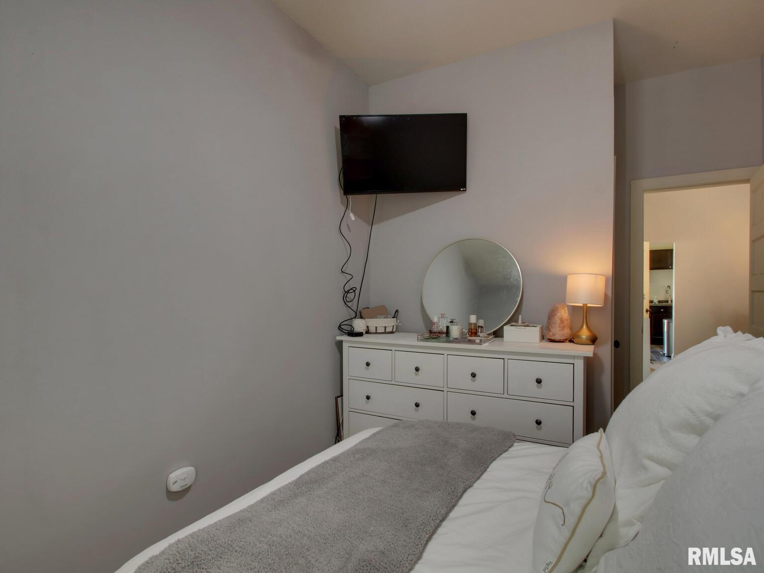 1633 CHESTNUT Street Quincy IL