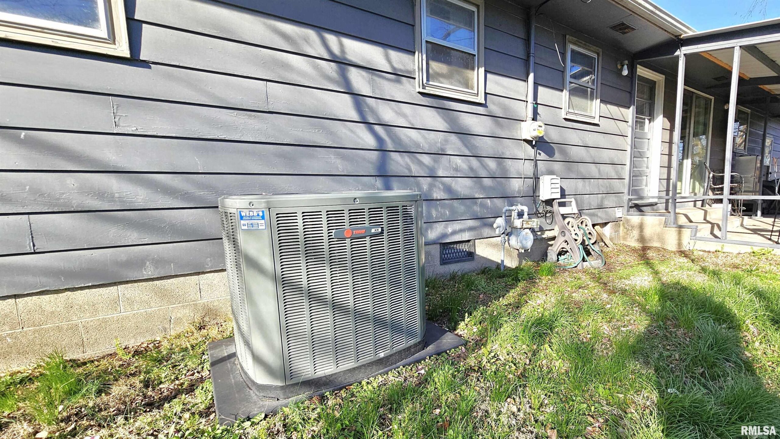 201 S DEAN Street Royalton IL