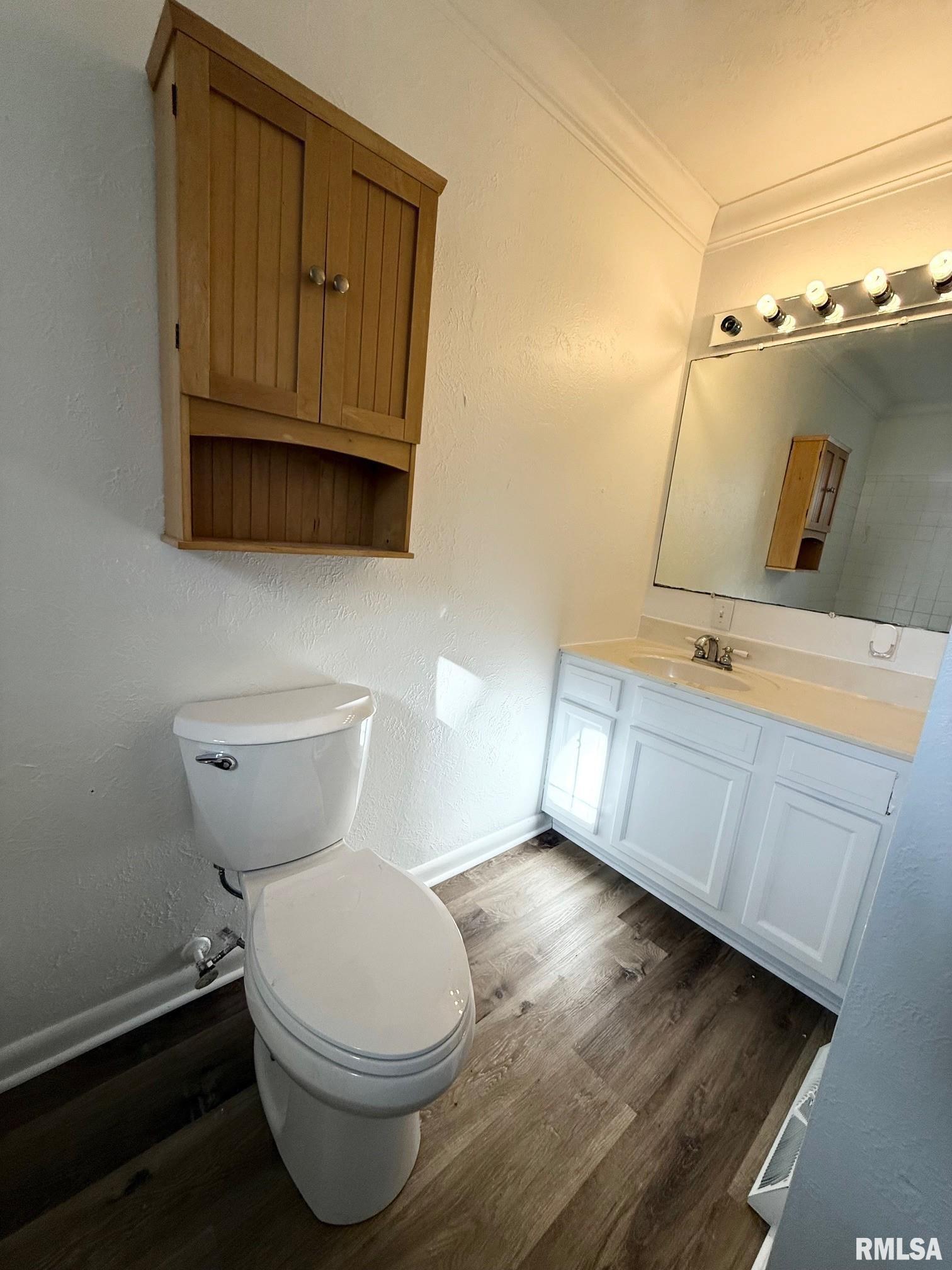 209 W MAIN Street DeSoto IL