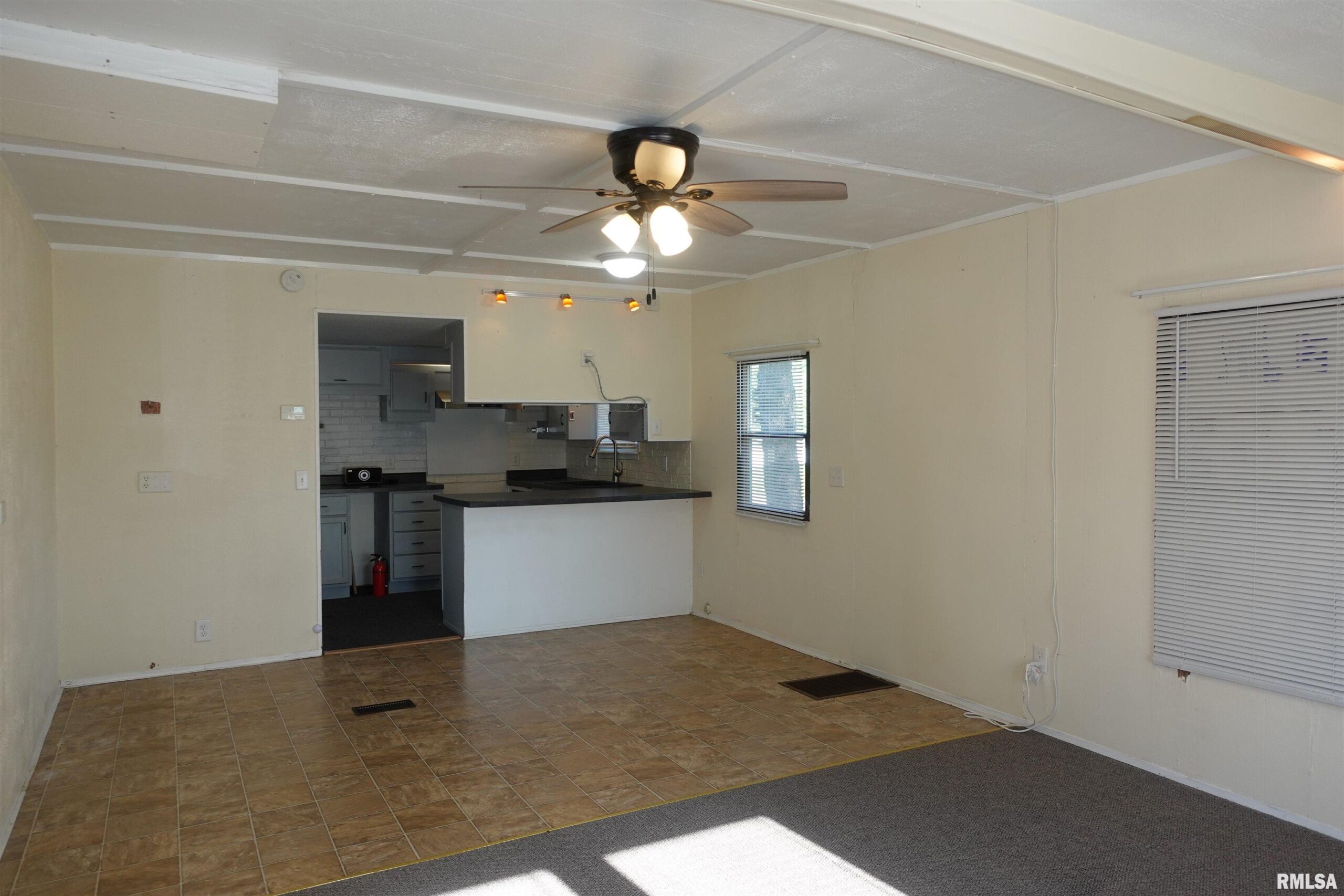 710 Century Estates Galesburg IL