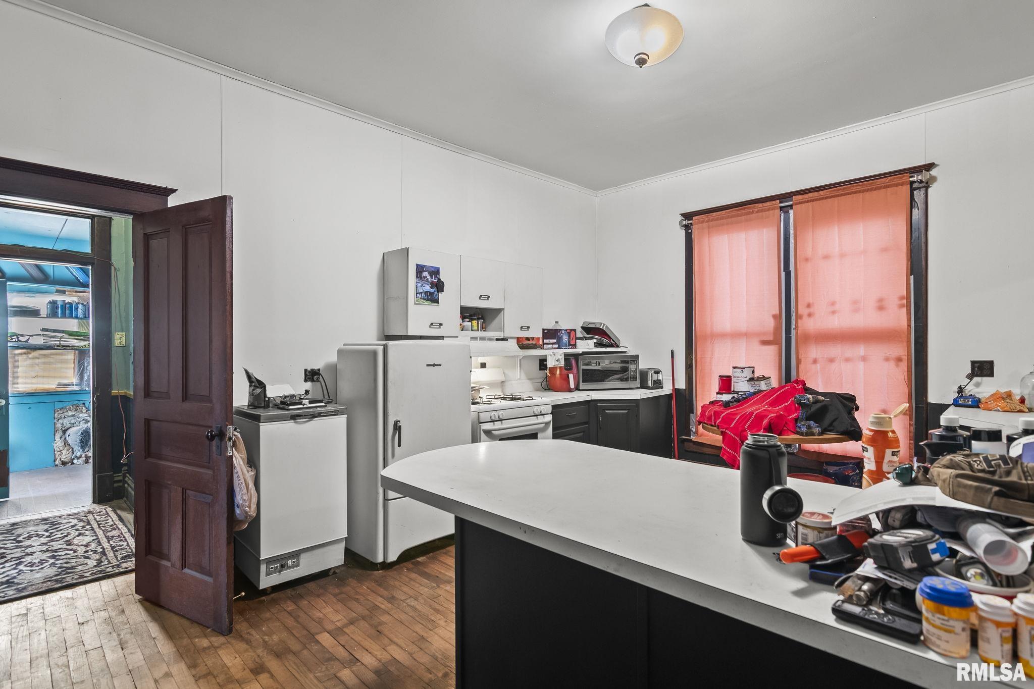 227 N WALNUT Maroa IL