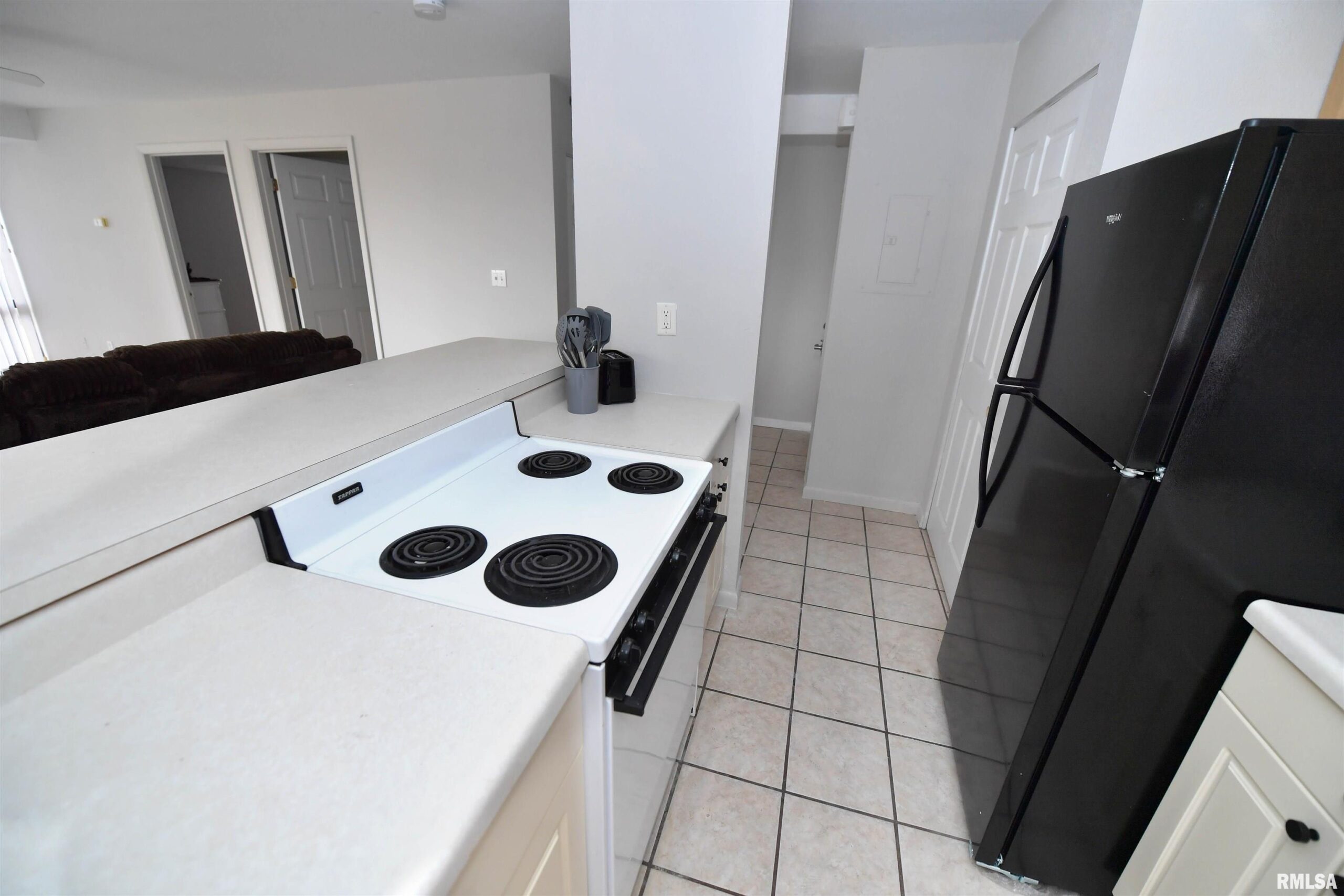 123 SW JEFFERSON Avenue Peoria IL