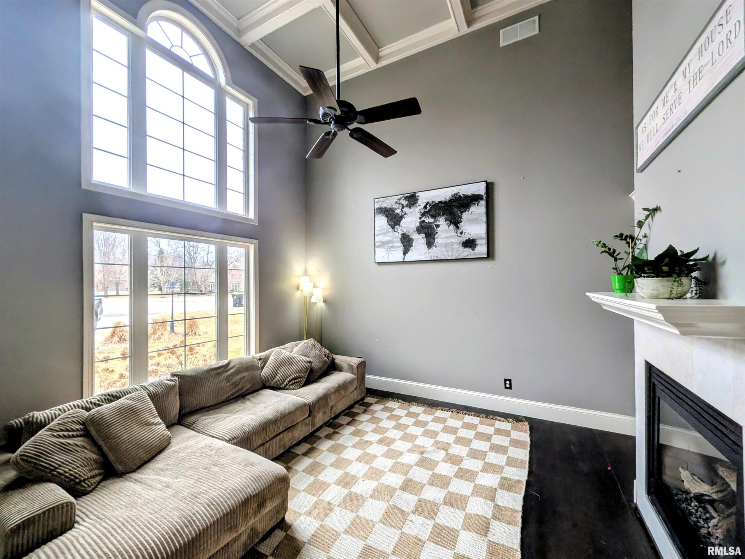 703 MAYFAIR Court Germantown Hills IL