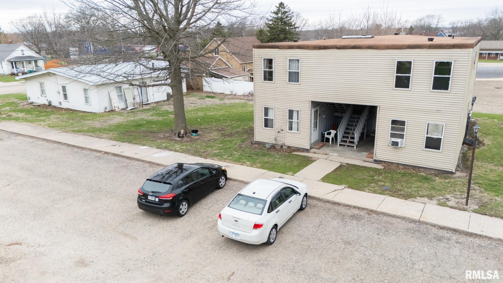 699 E FORT Street Farmington IL