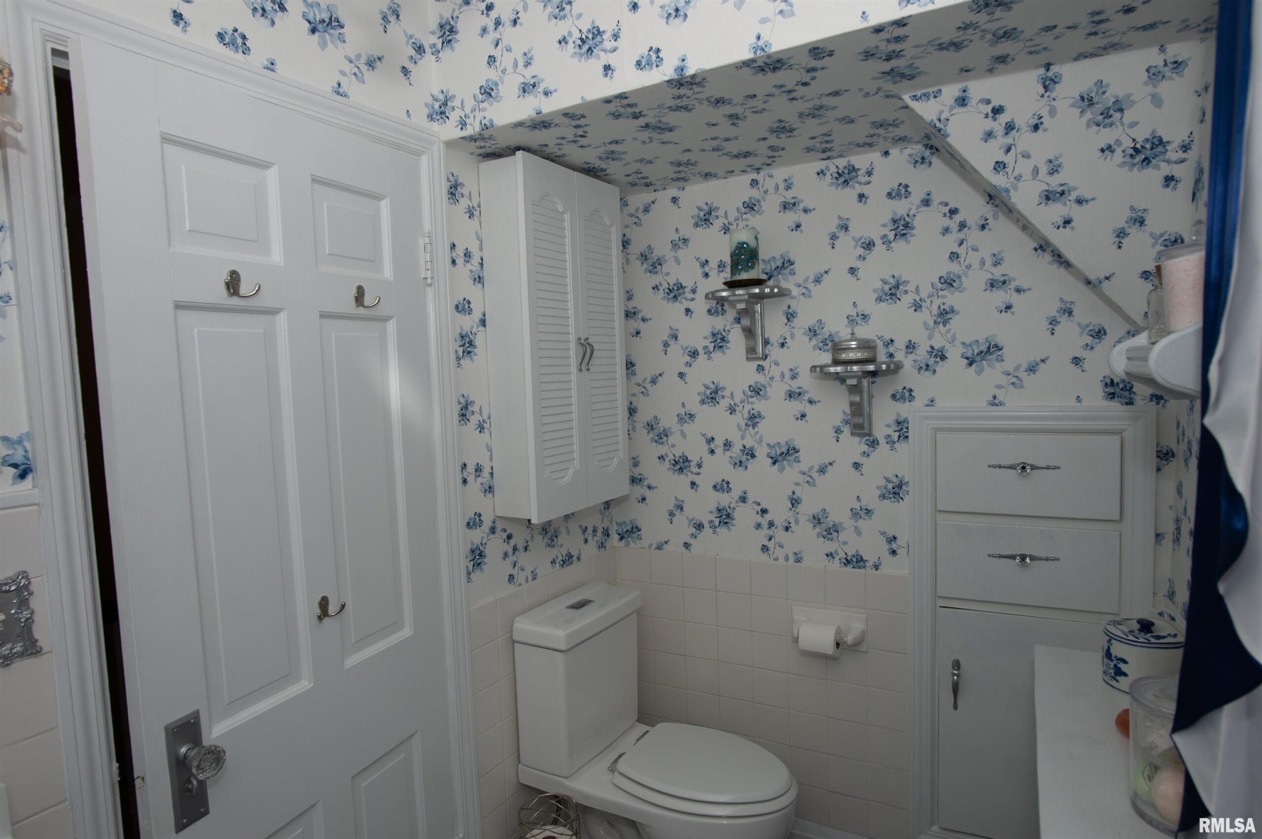 600 N MONROE Street Abingdon IL