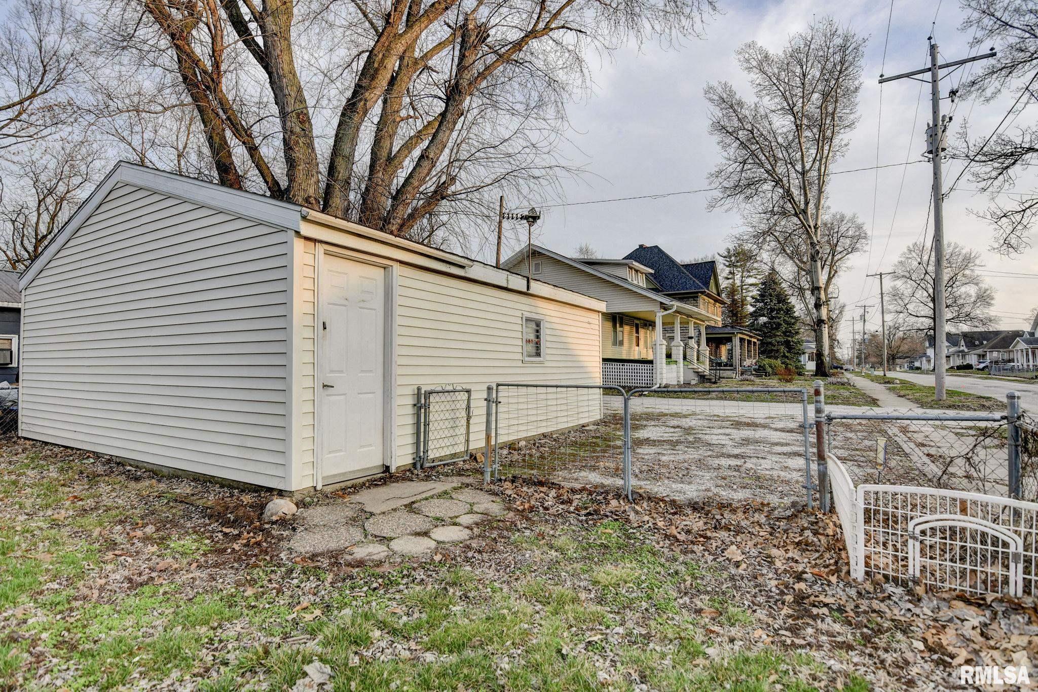 408 S CHEROKEE Street Taylorville IL