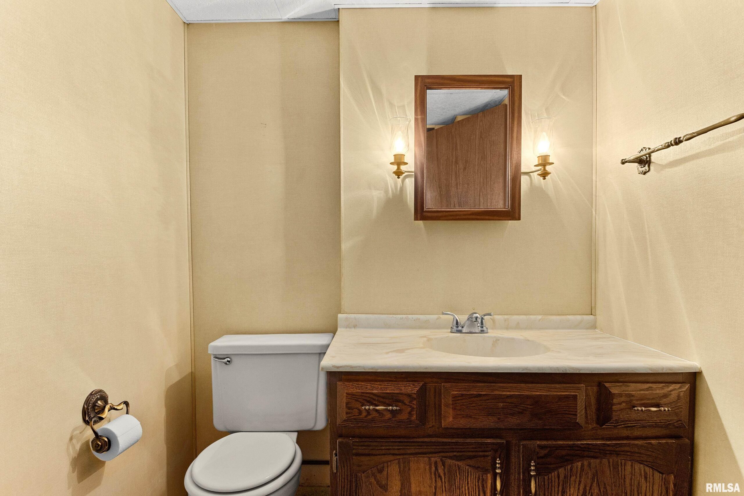 220 S PLEASANT HILL Road East Peoria IL