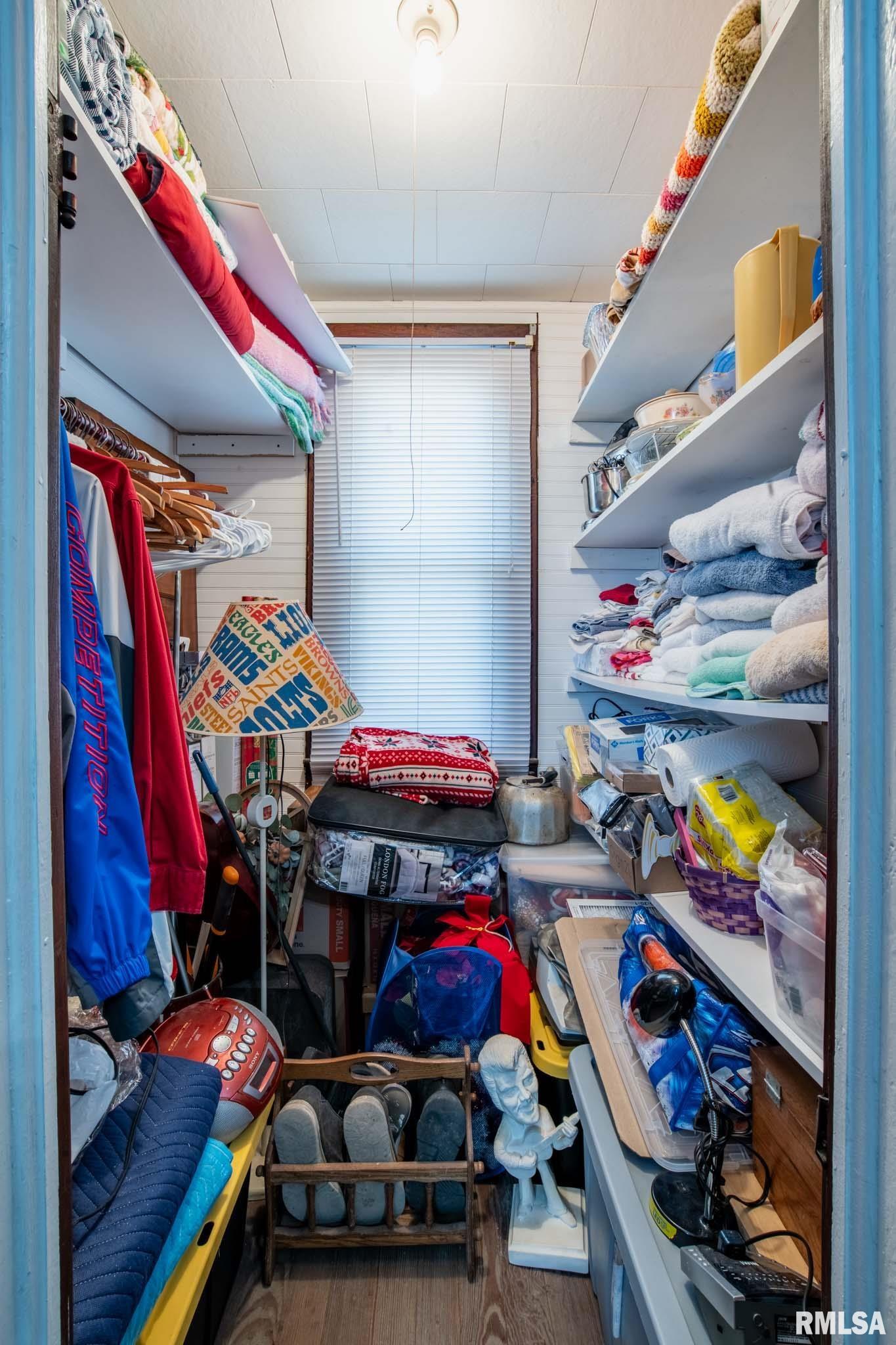 1414 NEWTON Avenue Johnston City IL