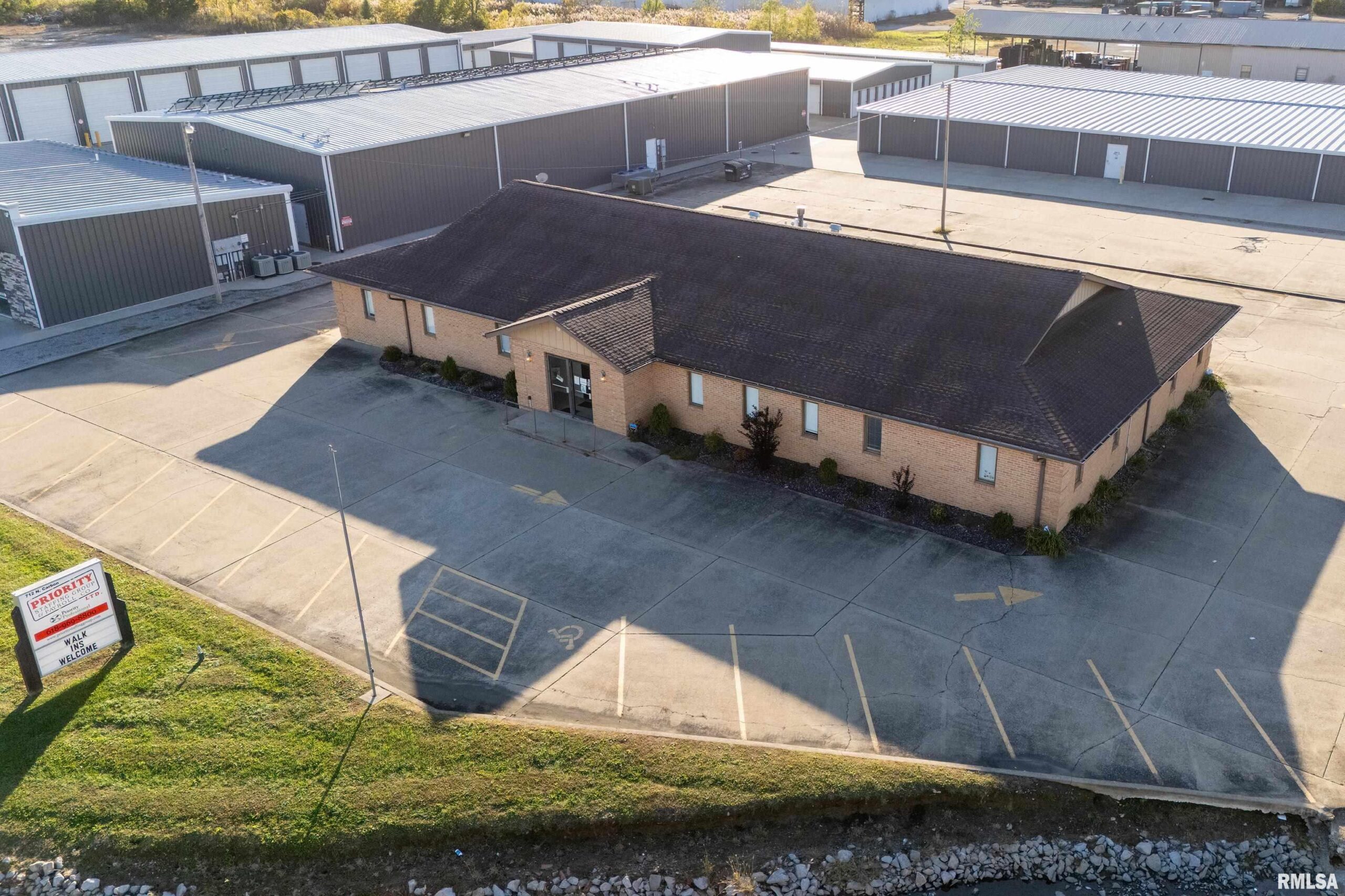 712 N Carbon Street Marion IL