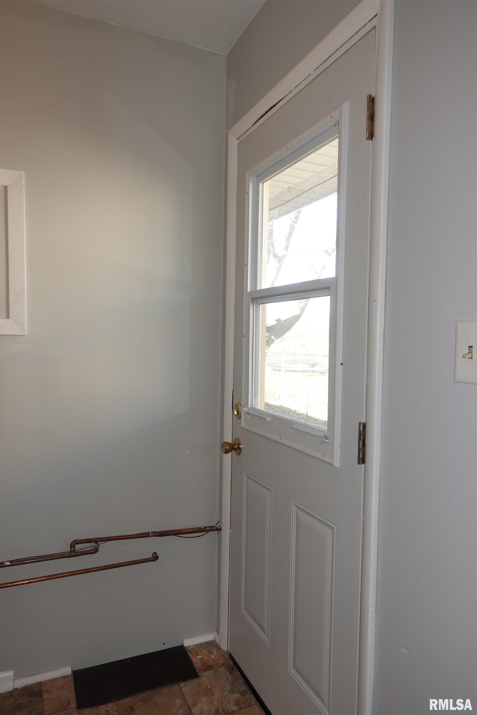 1281 RUSSELL Avenue Galesburg IL