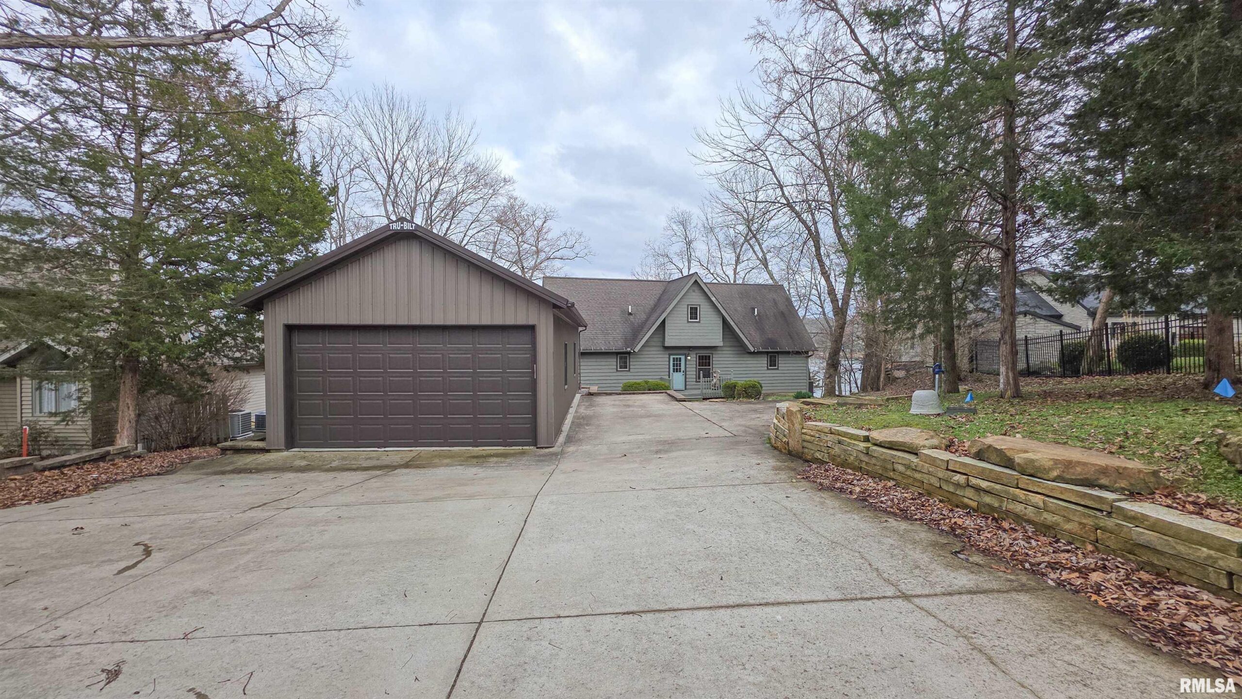 12235 Pebble Point Lane Drive Marion IL