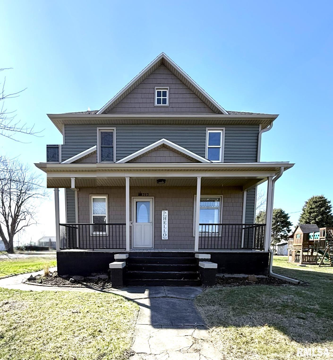 212 ACADEMY Street Cameron IL