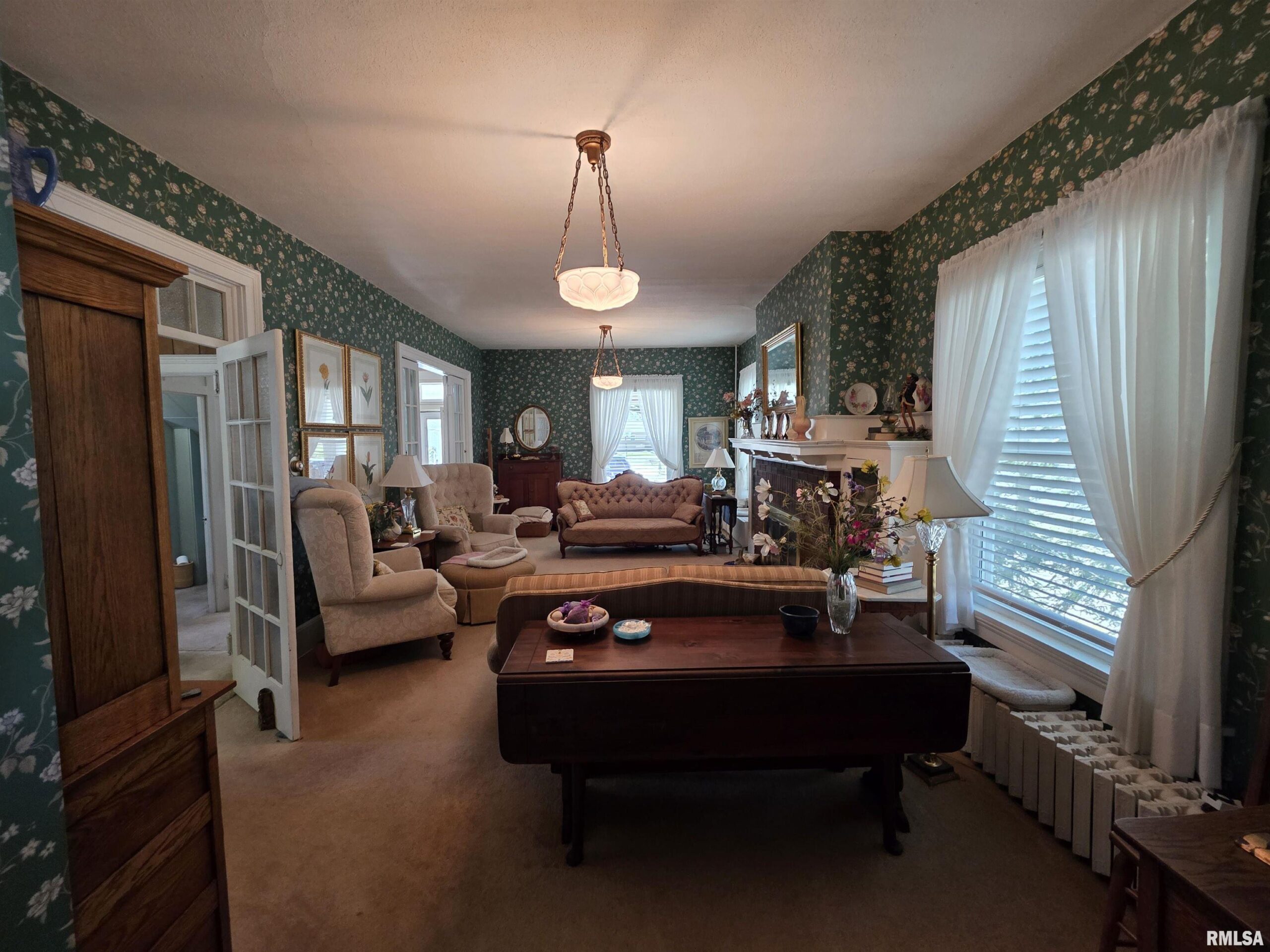 225 E Harpole Street Williamsville IL