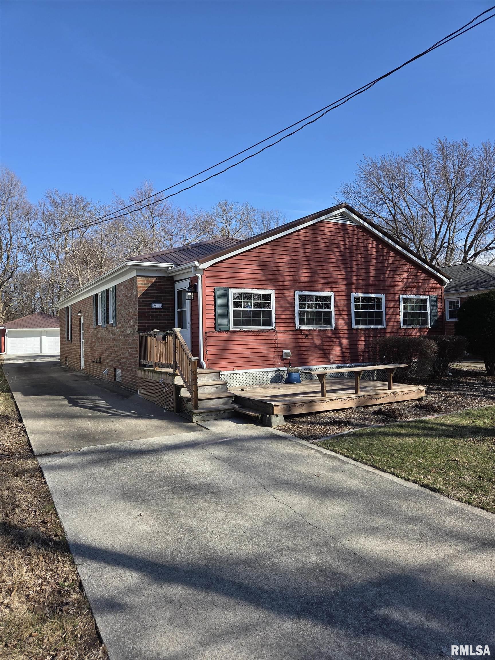 911 BROWN Avenue Galesburg IL