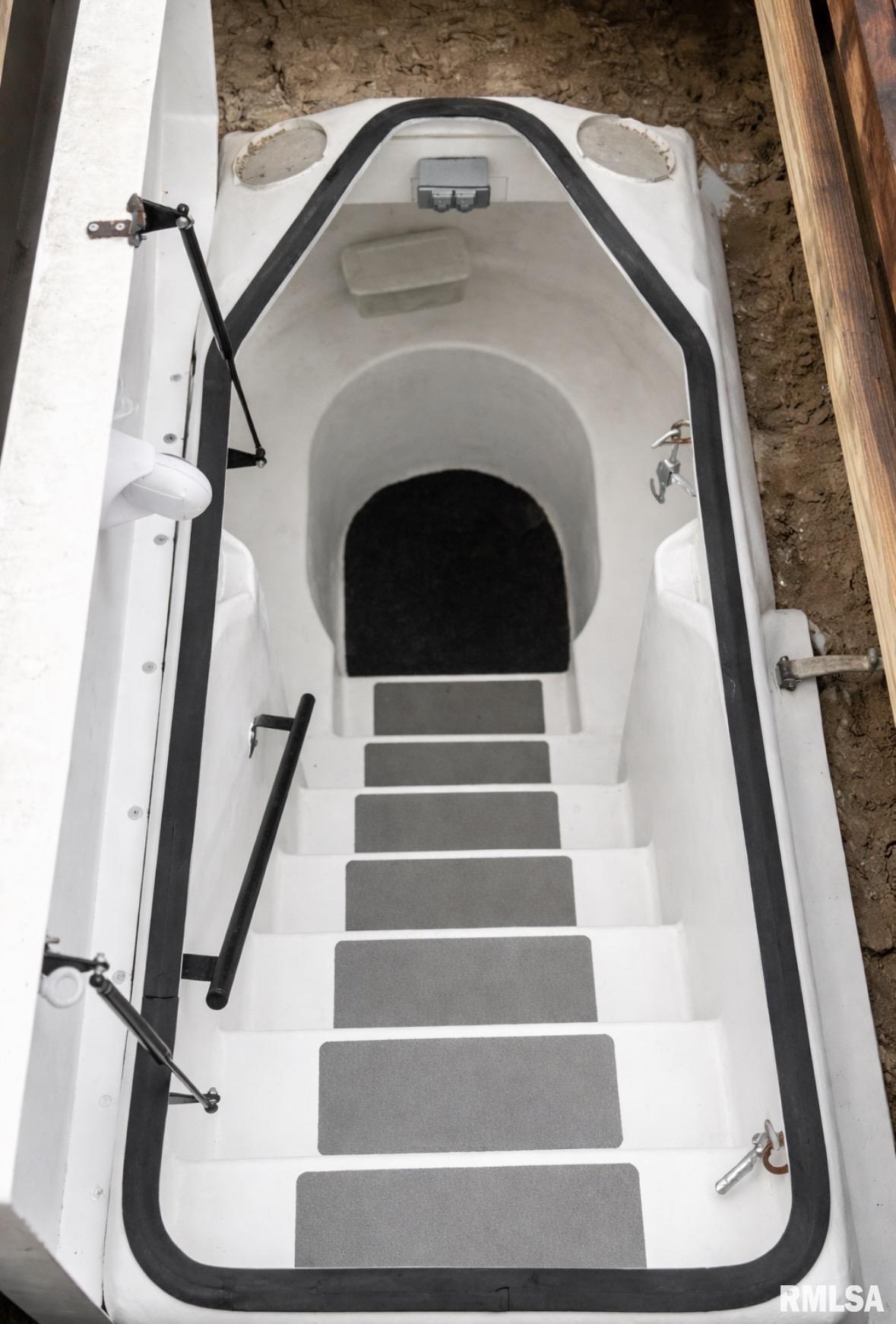 11271 W CENTER Road Mulkeytown IL