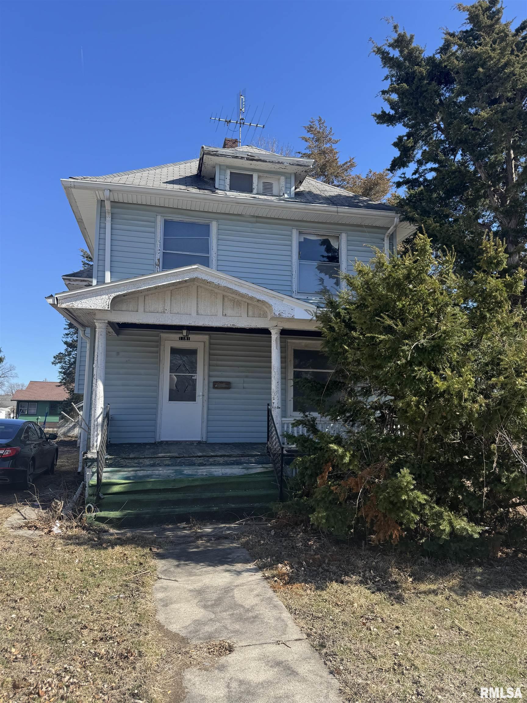 1181 WILLARD Street Galesburg IL