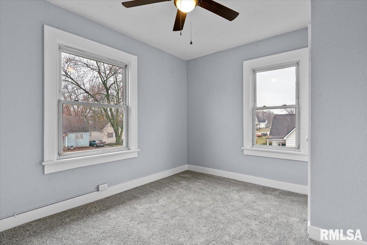 1529 E EDWARDS Street Springfield IL