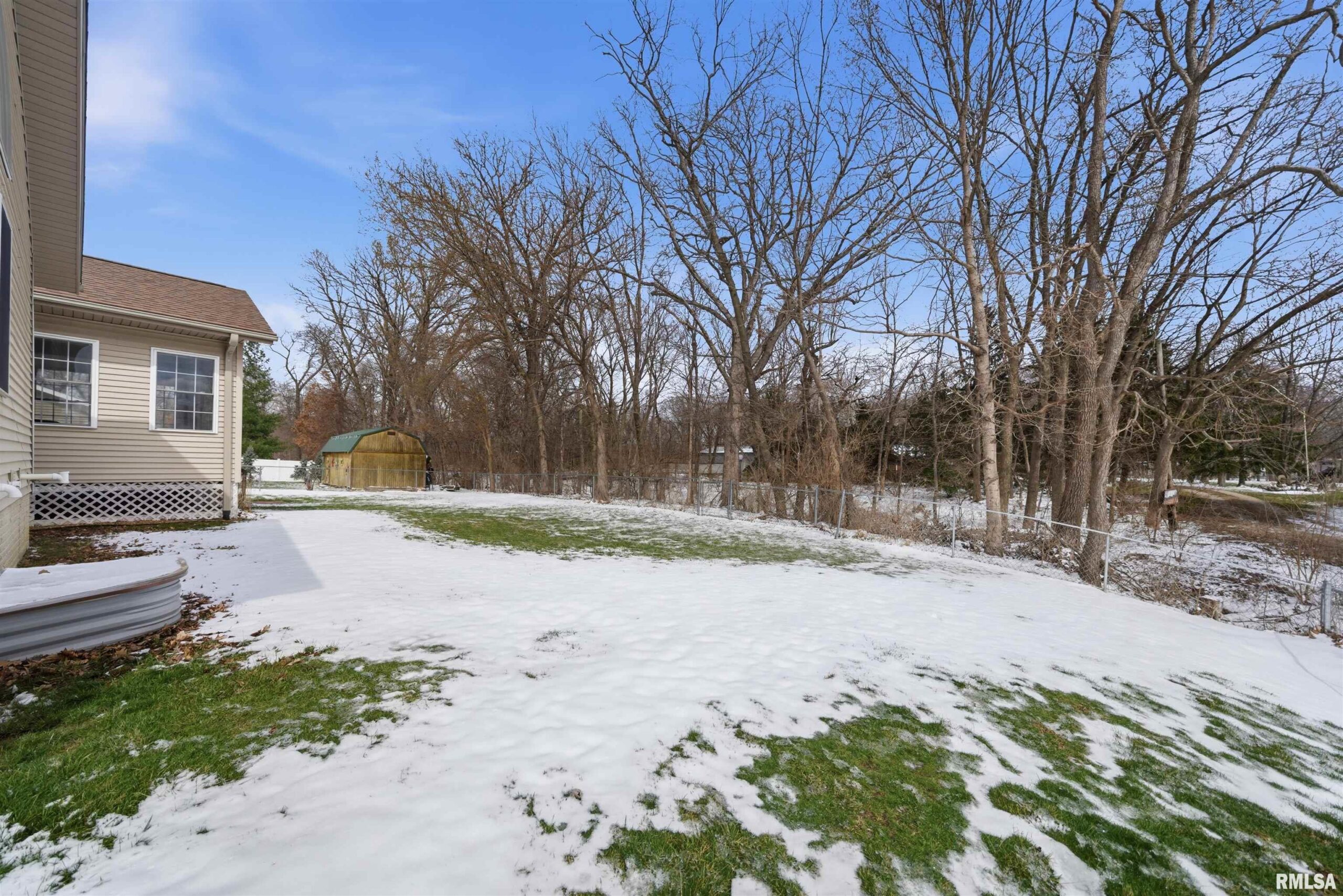 302 COTTONWOOD Circle East Peoria IL