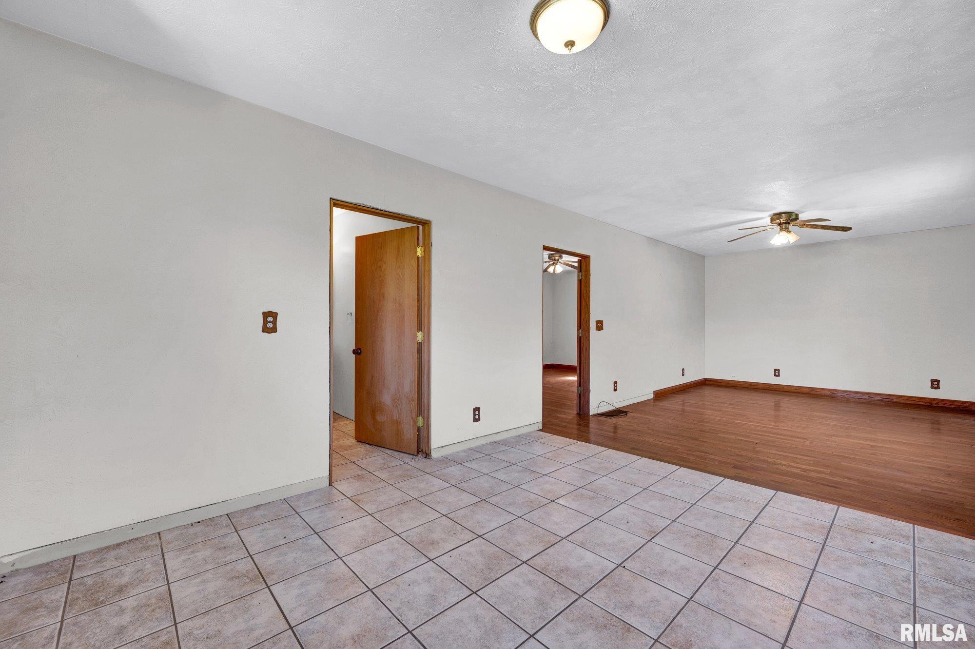 12628 TOWERLINE Road Pekin IL