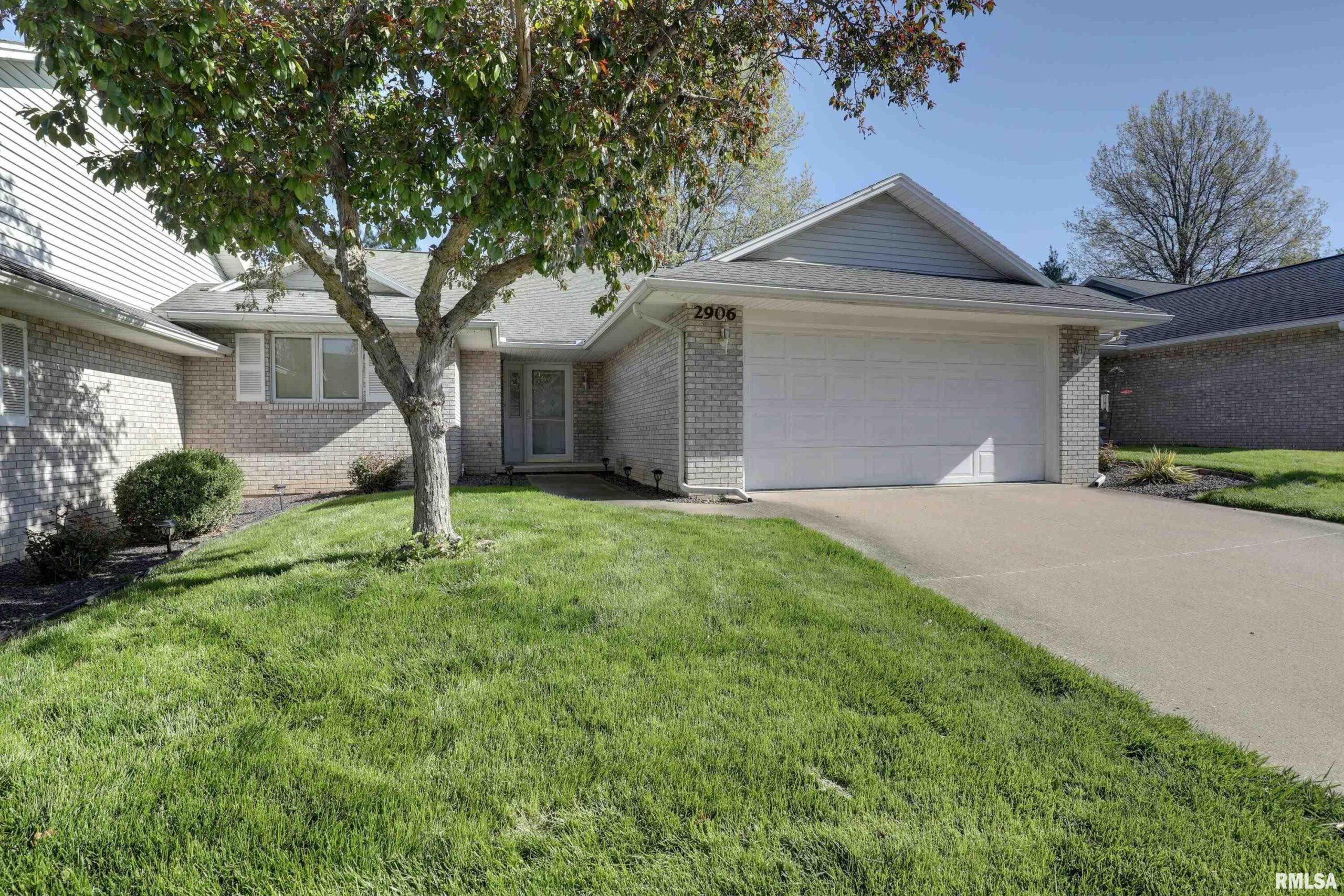 2906 BLUFF RIDGE Drive Quincy IL