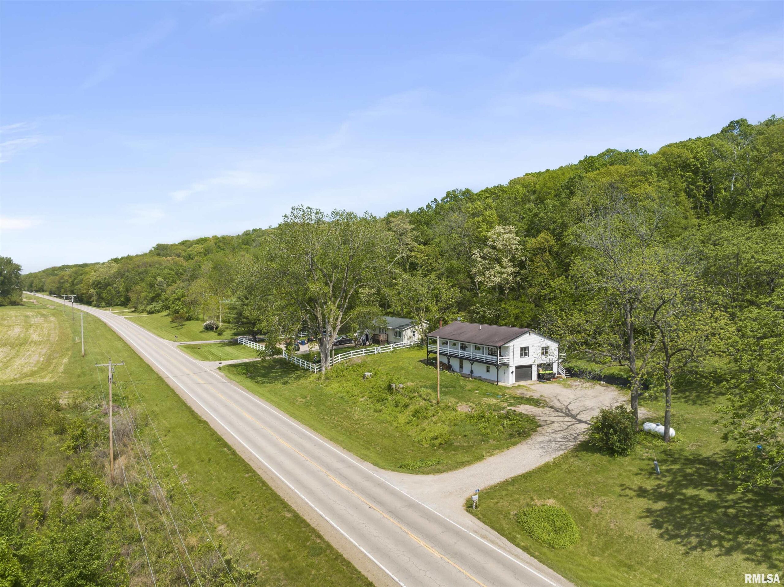 1114 State Route 26 Route Lacon IL