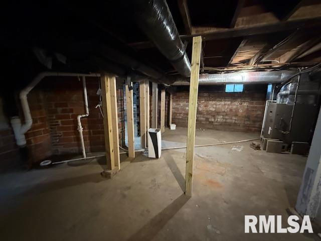 421 S MCARTHUR Street Macomb IL