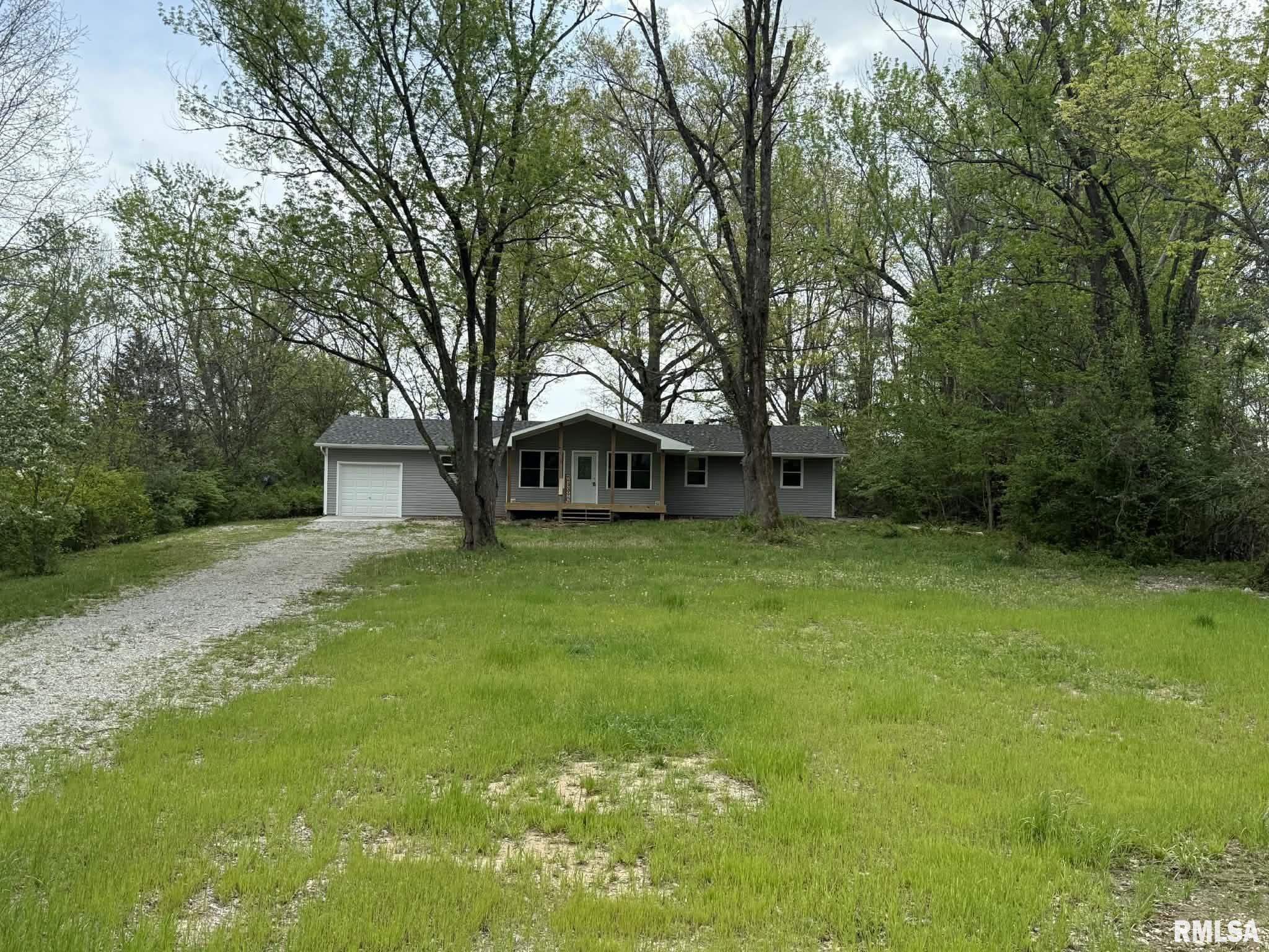 8694 Old Highway 13 Murphysboro IL