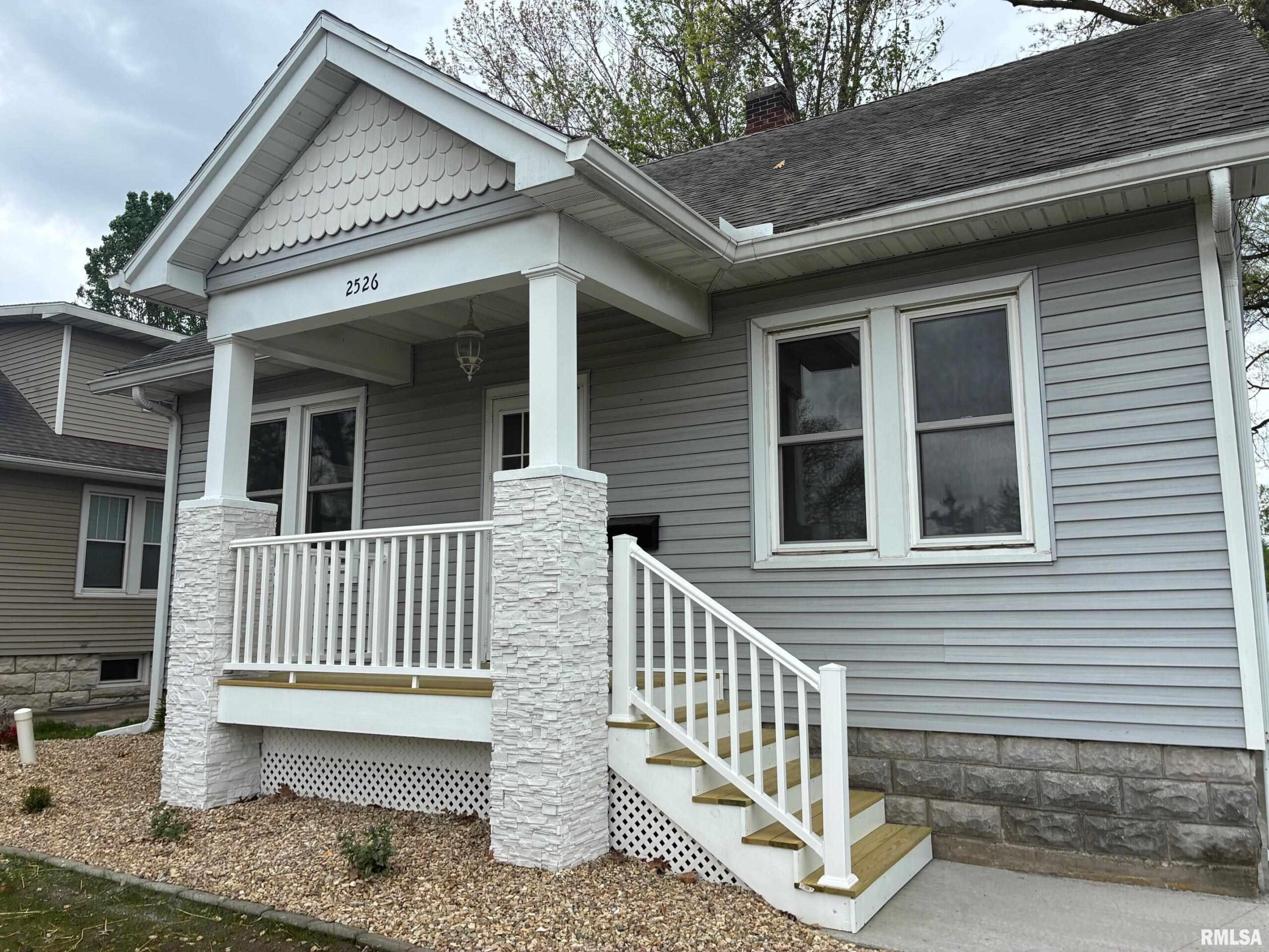 2526 VERMONT Street Quincy IL