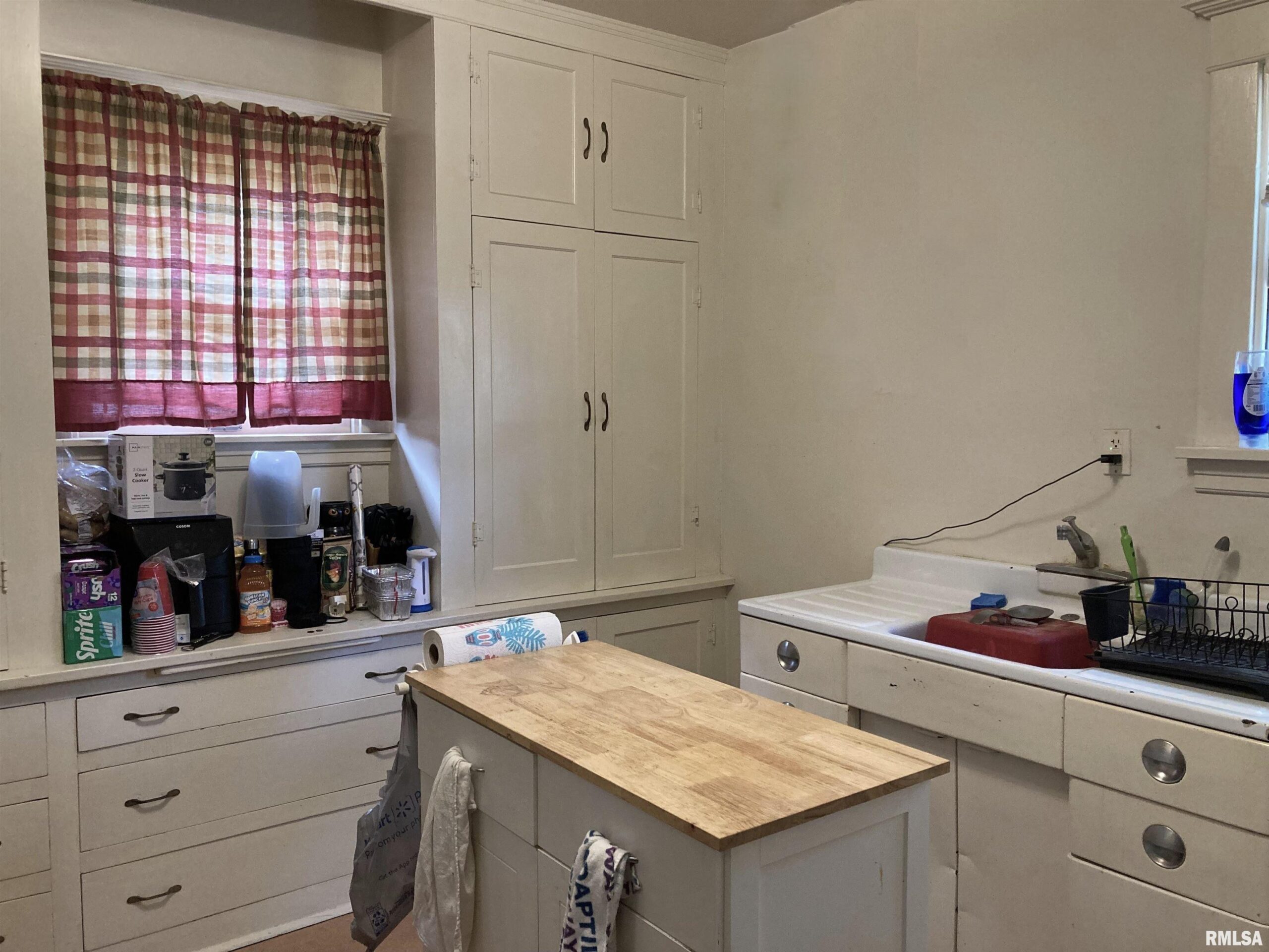 751 MULBERRY Street Galesburg IL