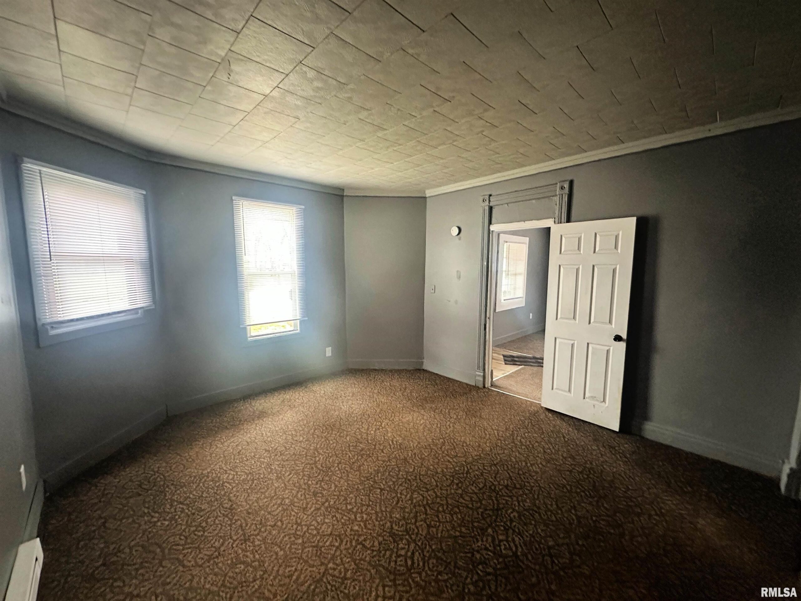 1702 E CARPENTER Street Springfield IL