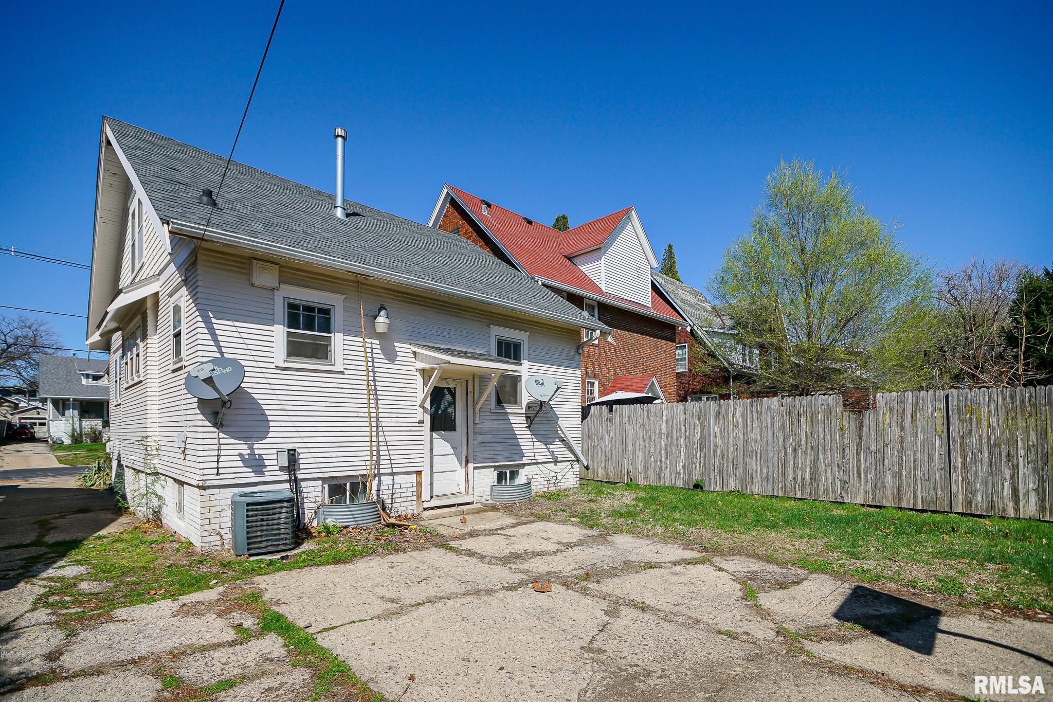 518 E ARCADIA Avenue Peoria IL