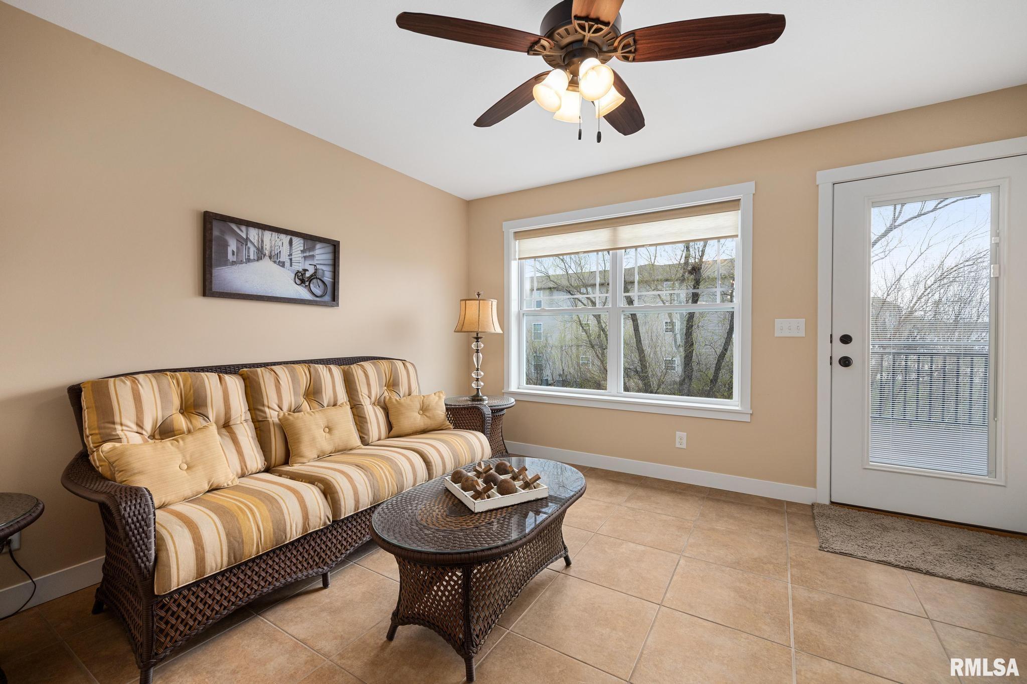 1810 W KINGSBURY Road Washington IL