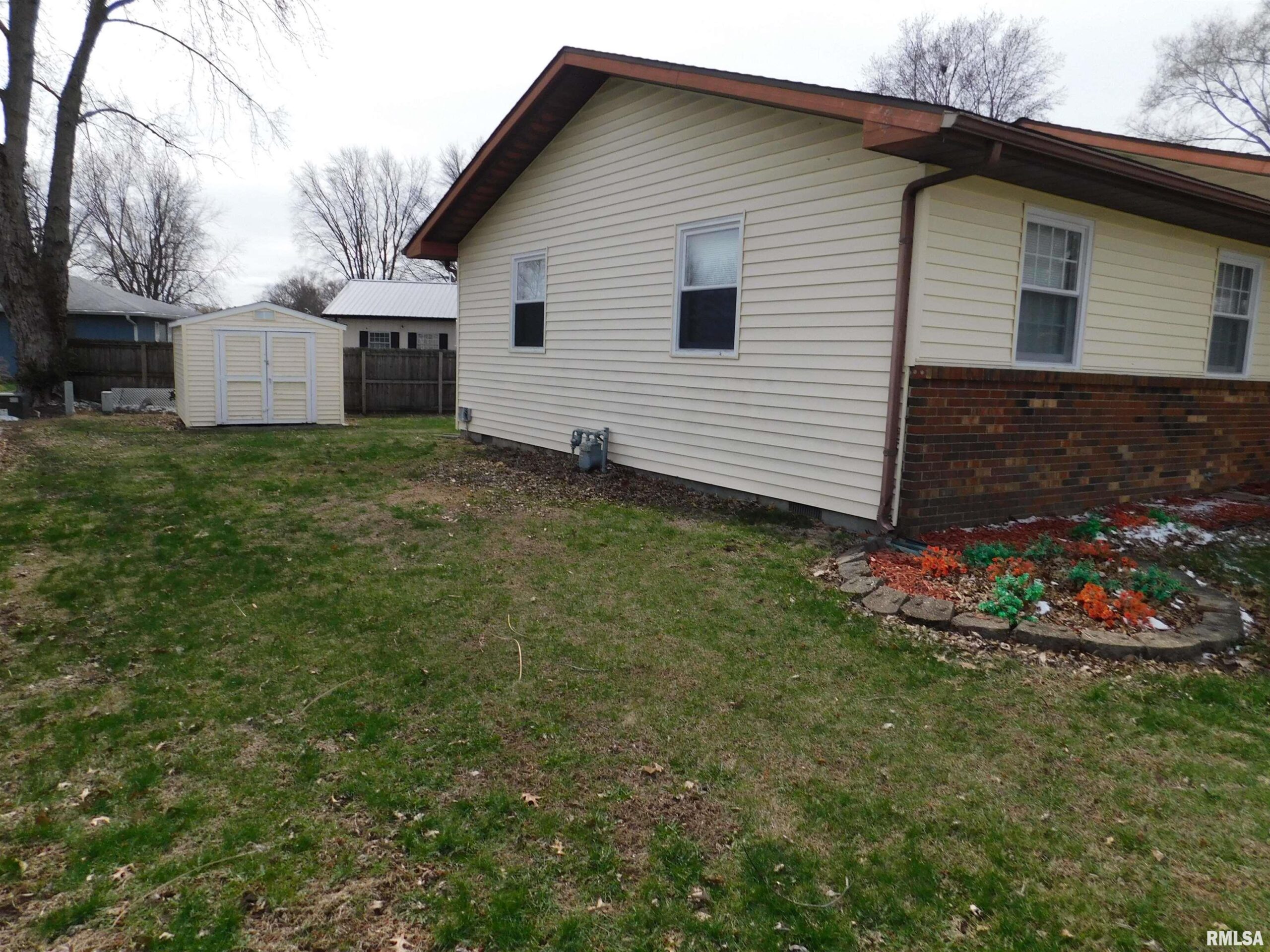 35 Galahad Drive Rochester IL