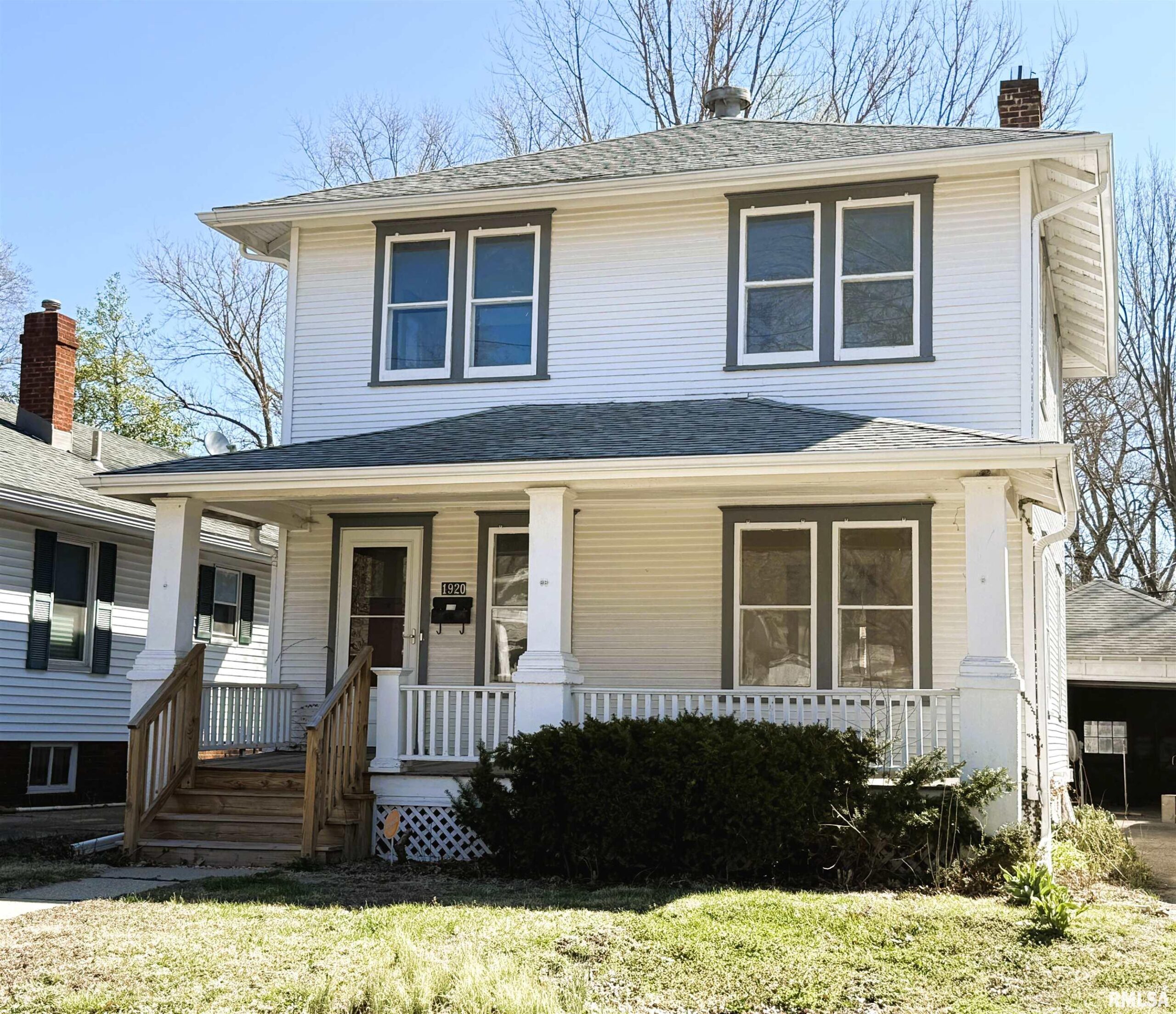 1920 S Pasfield Street Springfield IL