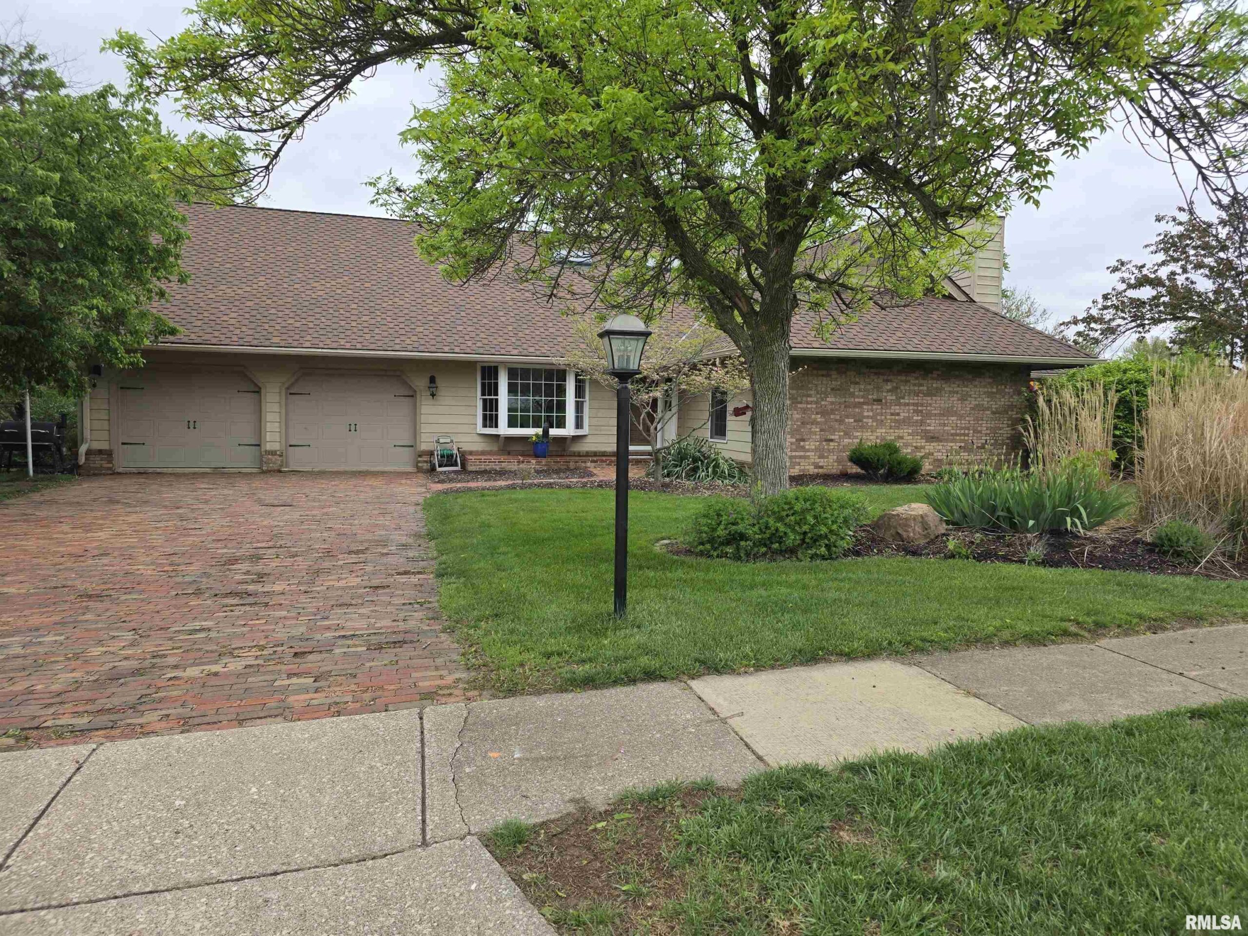 9 CHRISENDALE Lane Washington IL