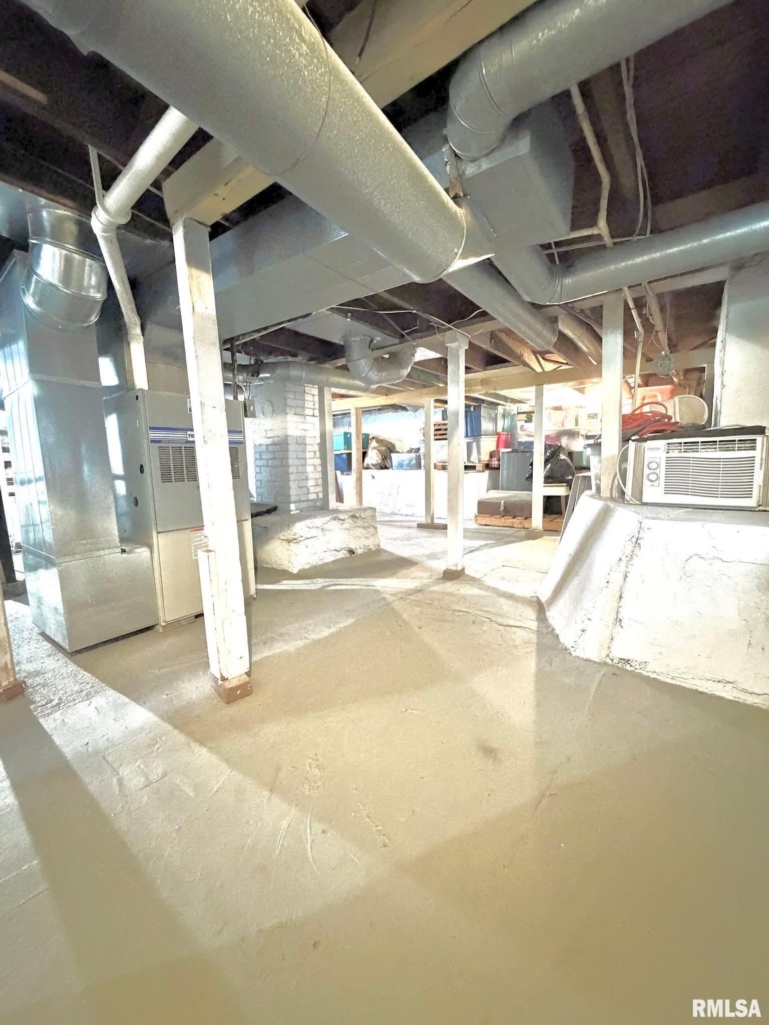 1255 E CHESTNUT Street Canton IL