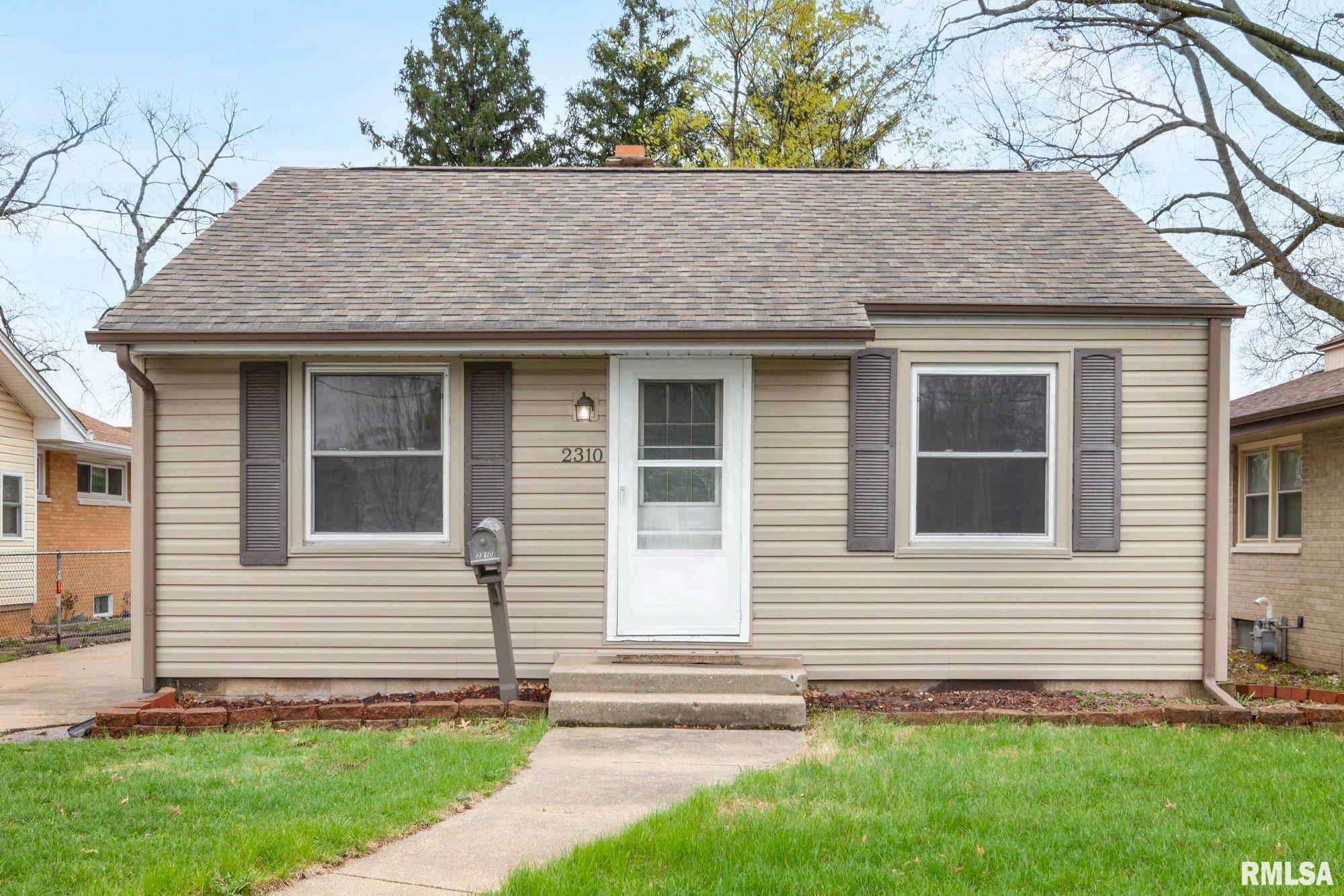 2310 W HEADING Avenue West Peoria IL