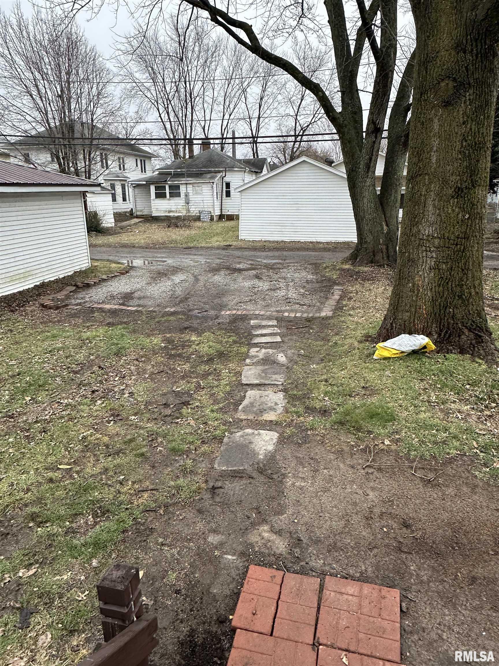 1829 SPRUCE Street Murphysboro IL