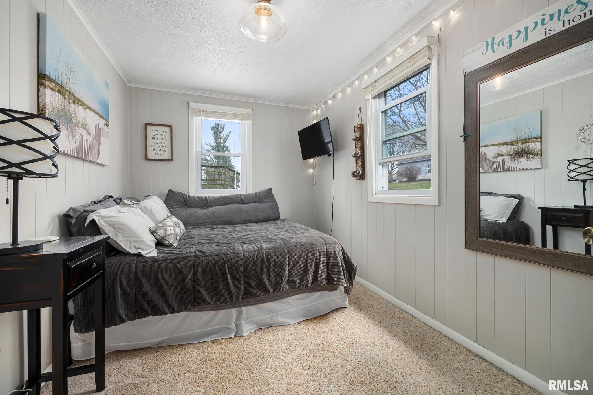 706 N STATE Street Roanoke IL