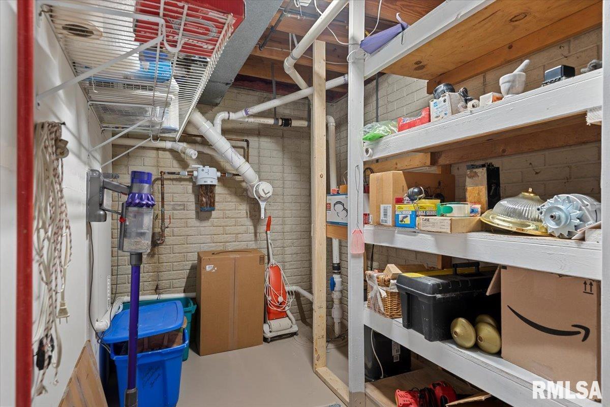 537 AUGUSTA Drive Chatham IL