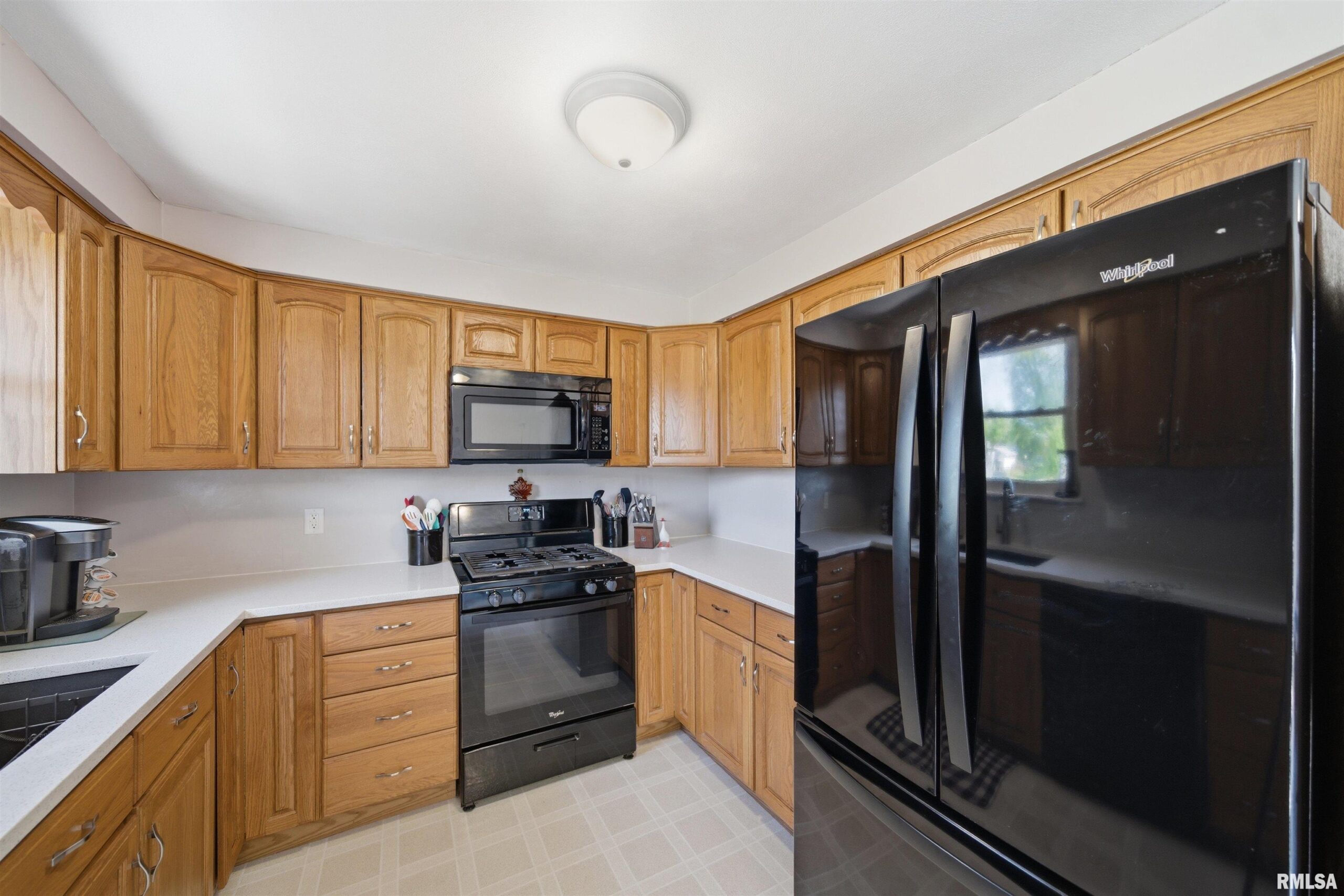 2276 ROBIN Road Washington IL