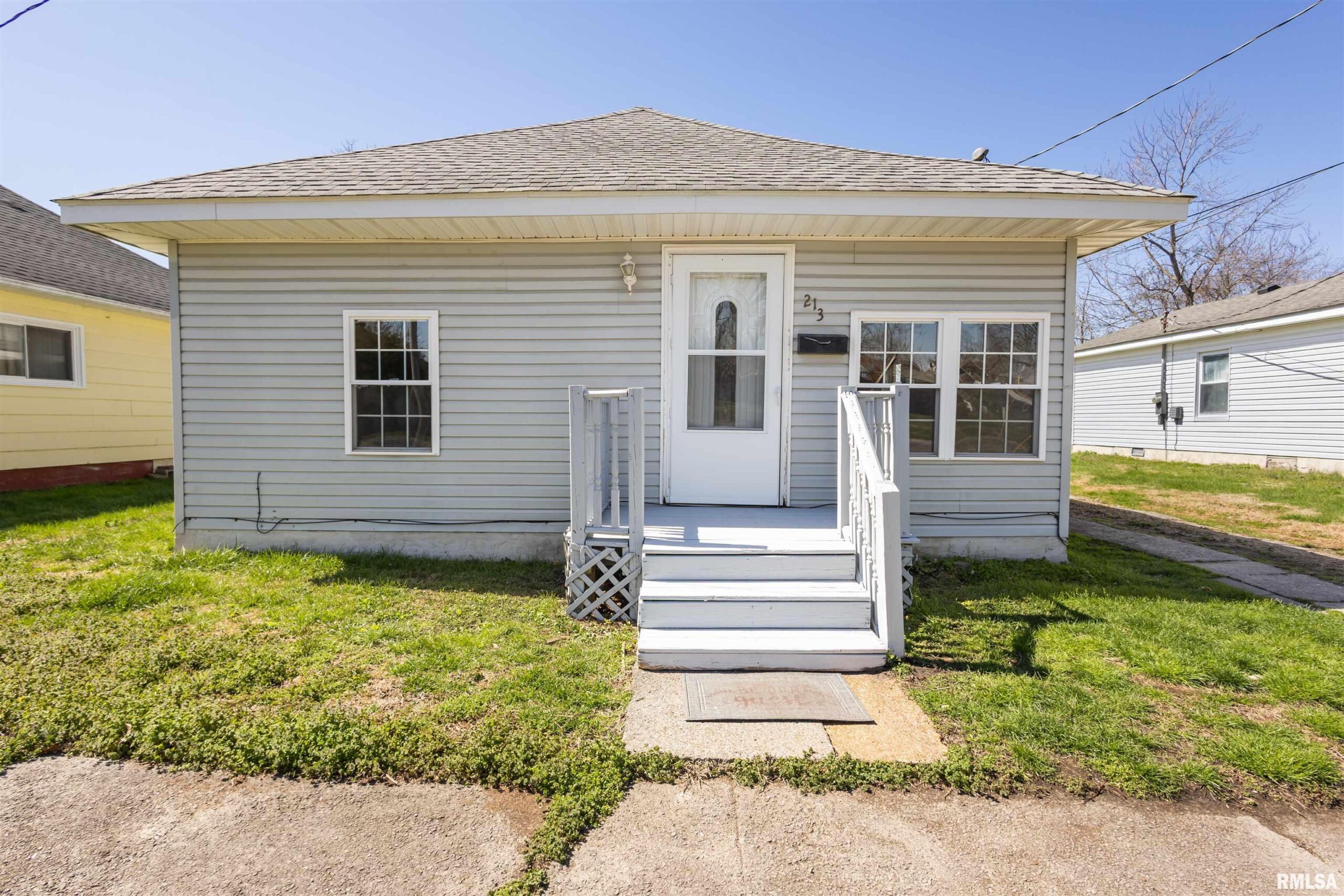 213 S GARDNER Street West Frankfort IL