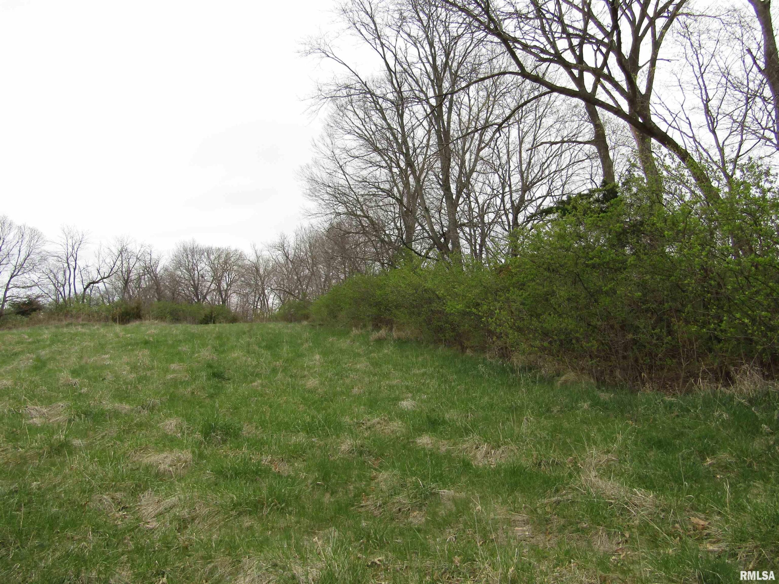 10315 E County Highway 14 Lewistown IL