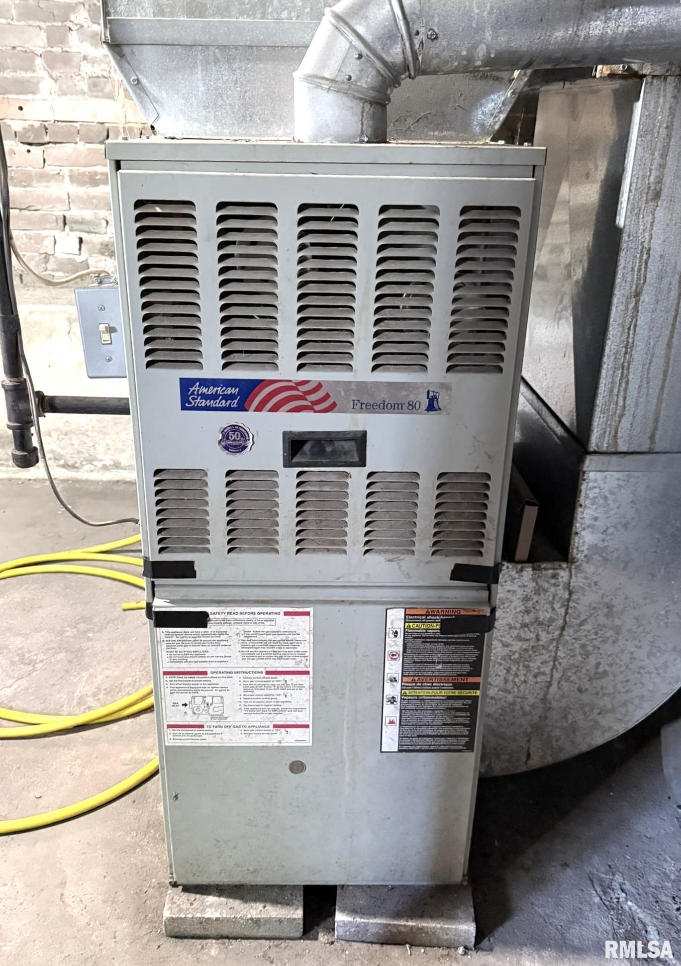 484 LAWRENCE Avenue Galesburg IL