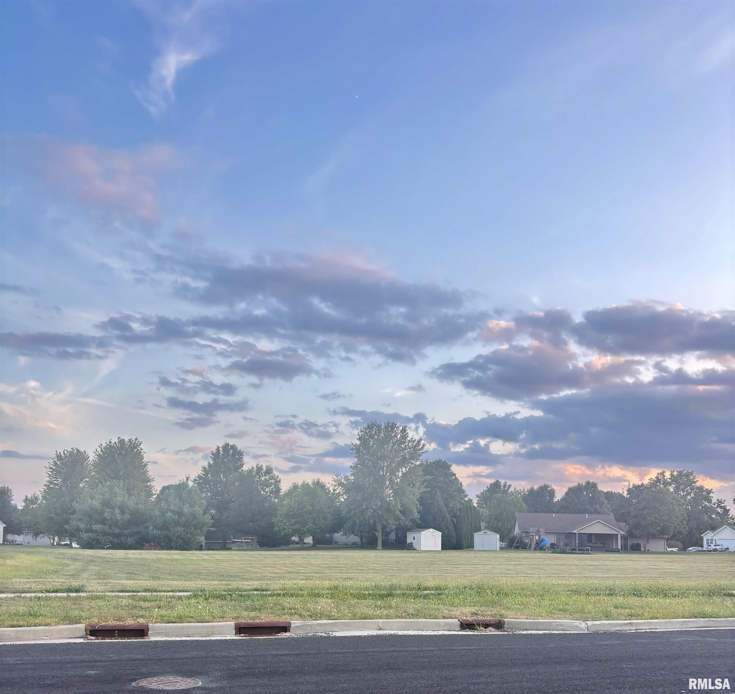 Lot 84 HURFF Drive Elmwood IL